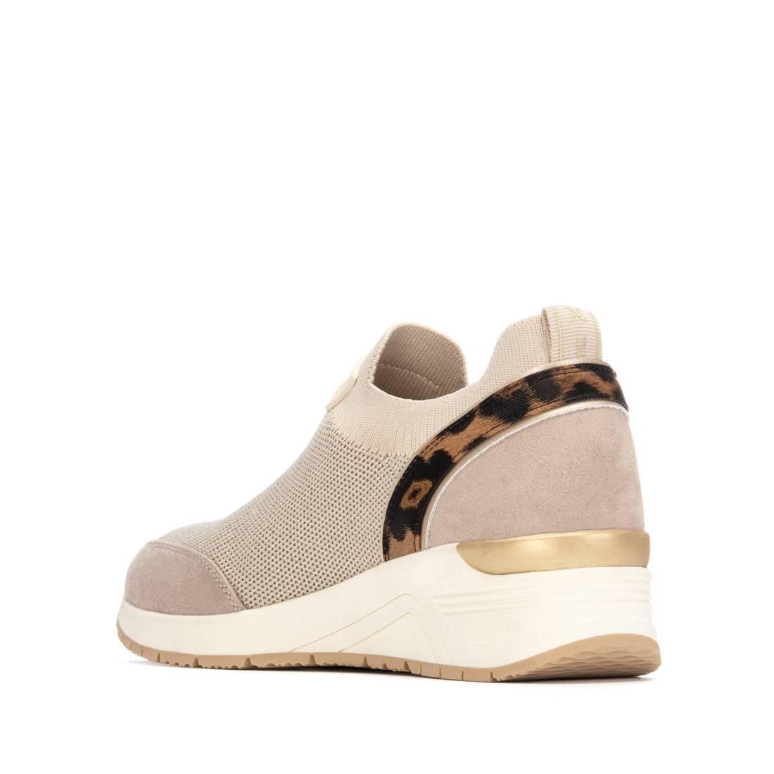 Zapatilla De Mujer Xti 144375 Beige 4/5