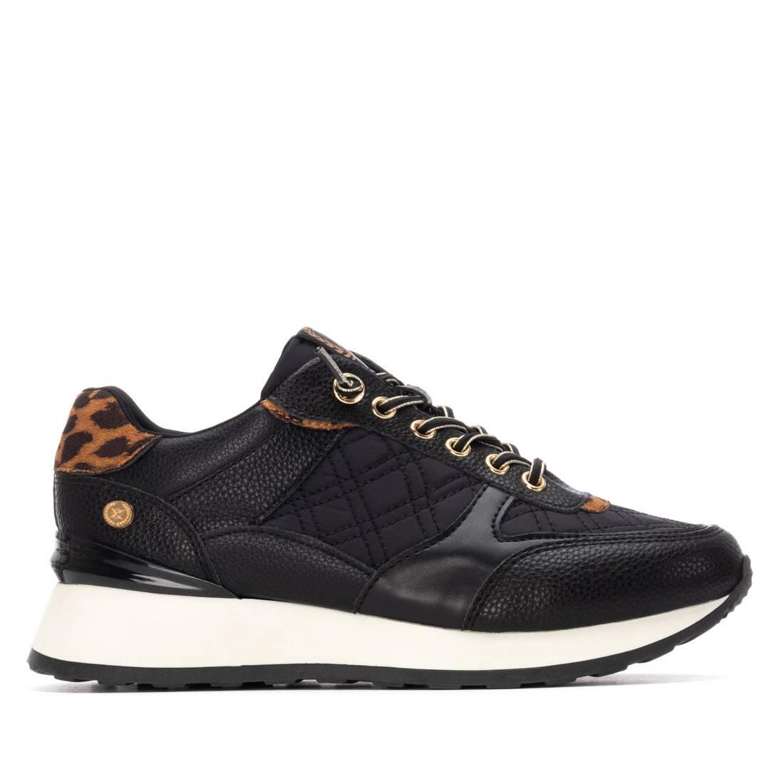 Xti - Chaussure De Randonnée Baskets Femme Xti 144209 Noi - Baskets - Marron|noir|vert - Decathlon