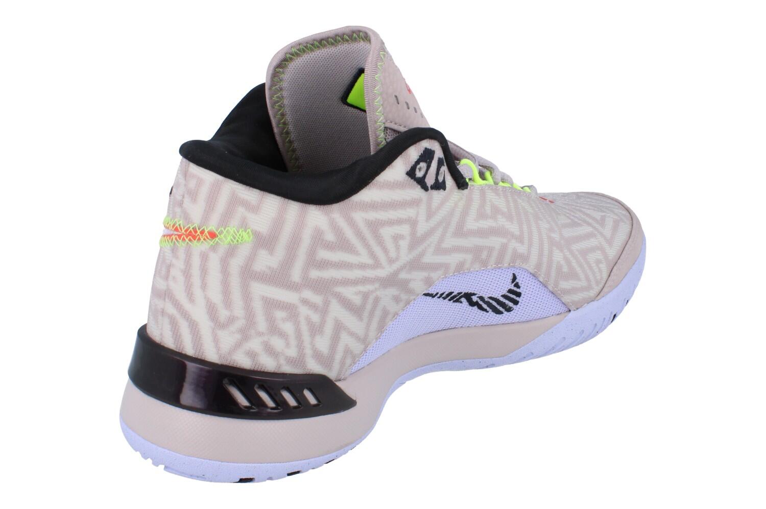 Nike Zoom LeBron NXXT Genisus Platinum Violet 3/6
