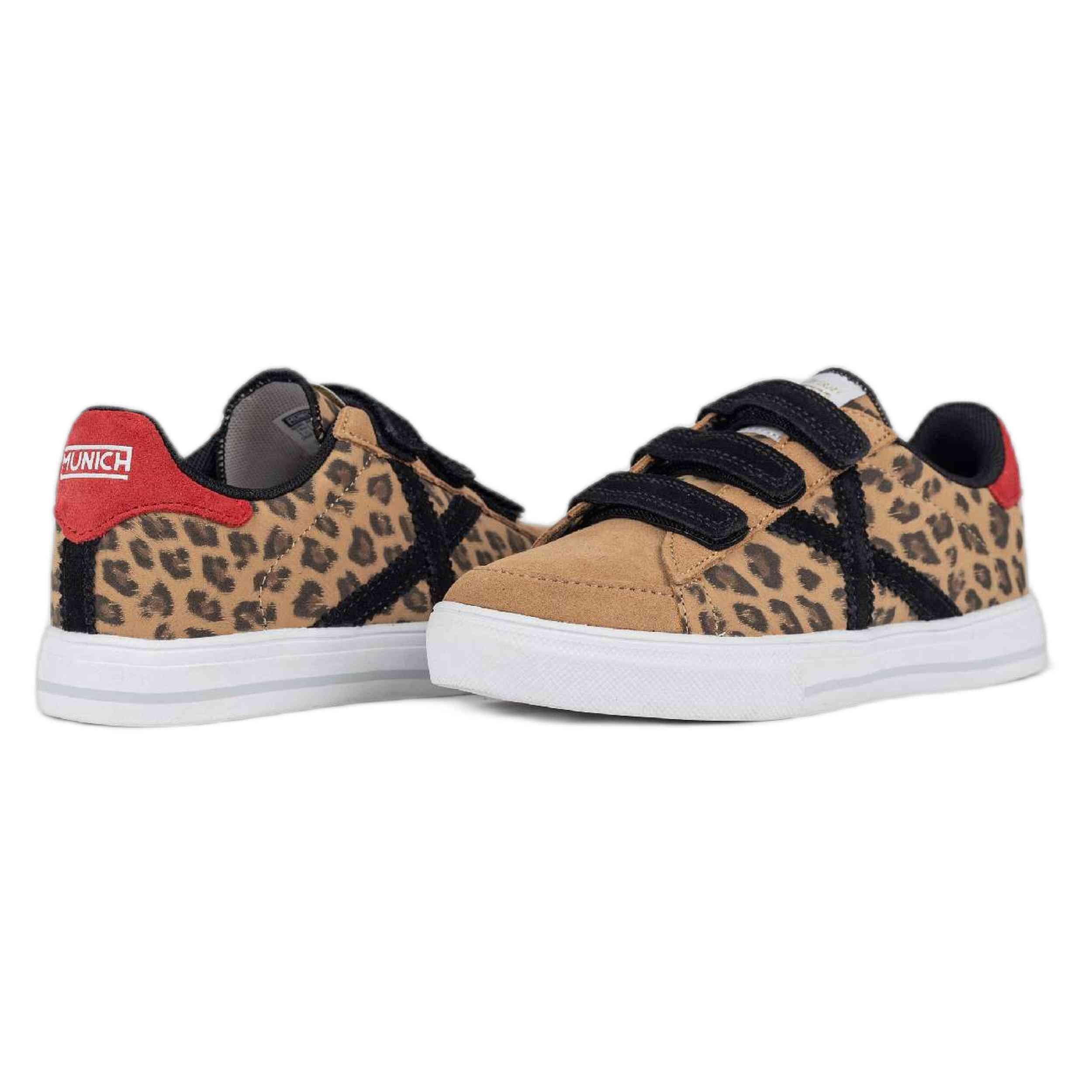 Zapatillas Munich modelo 8095051 para niños unisex 2/5