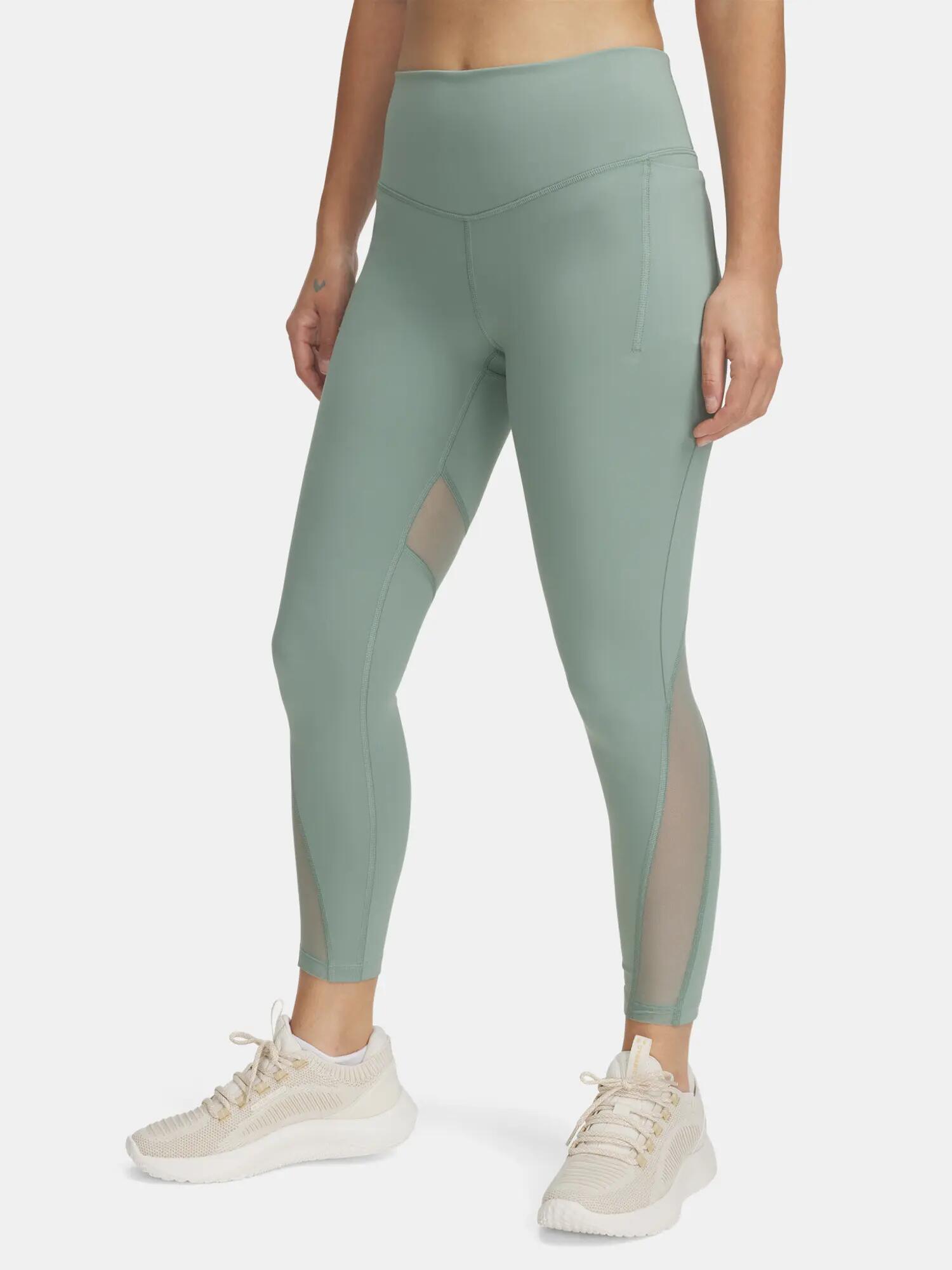 UNDER ARMOUR picture