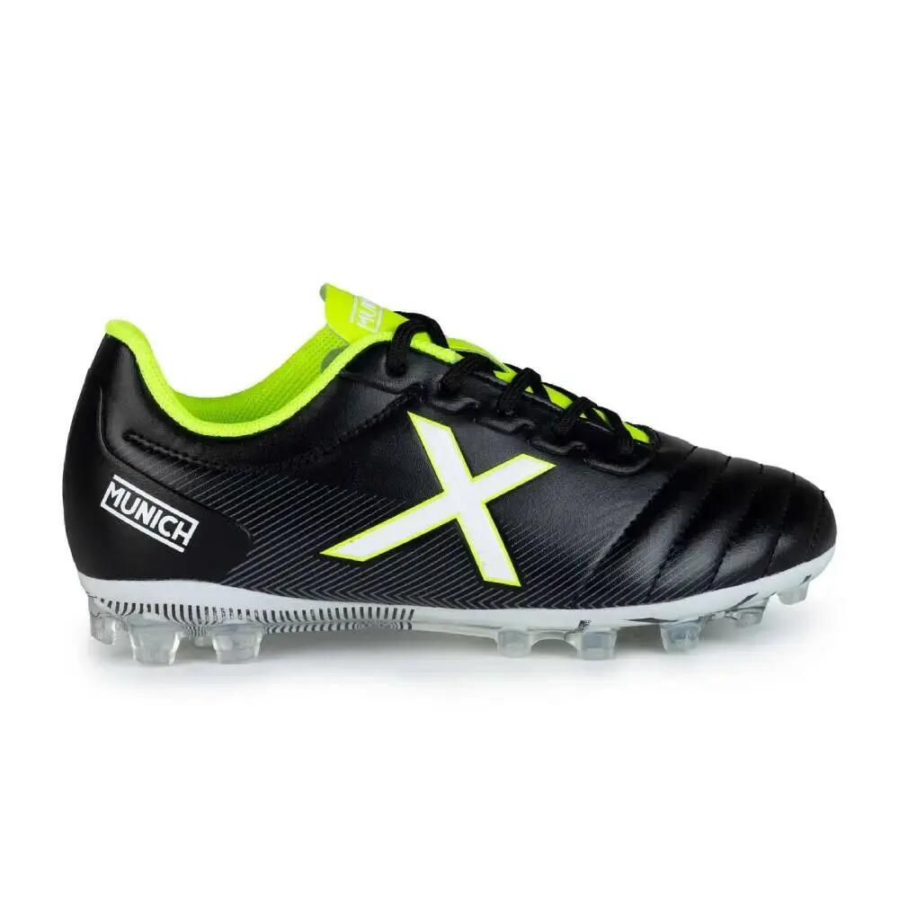 Soccer boots Munich model 1459306 for unisex children