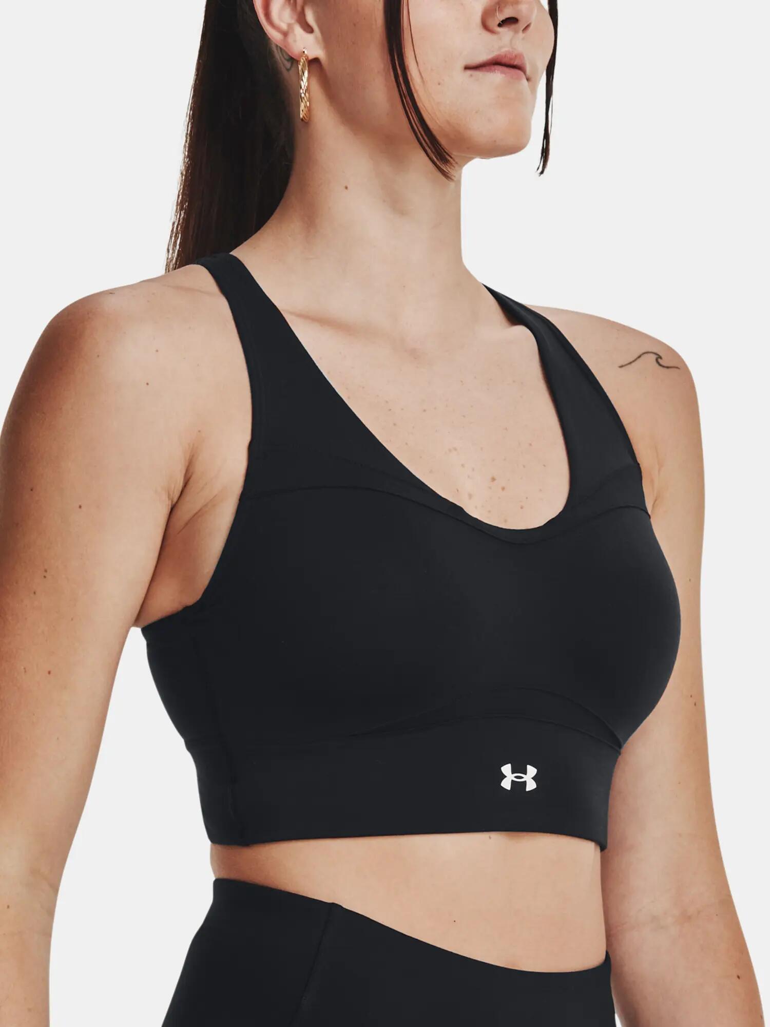 UNDER ARMOUR picture