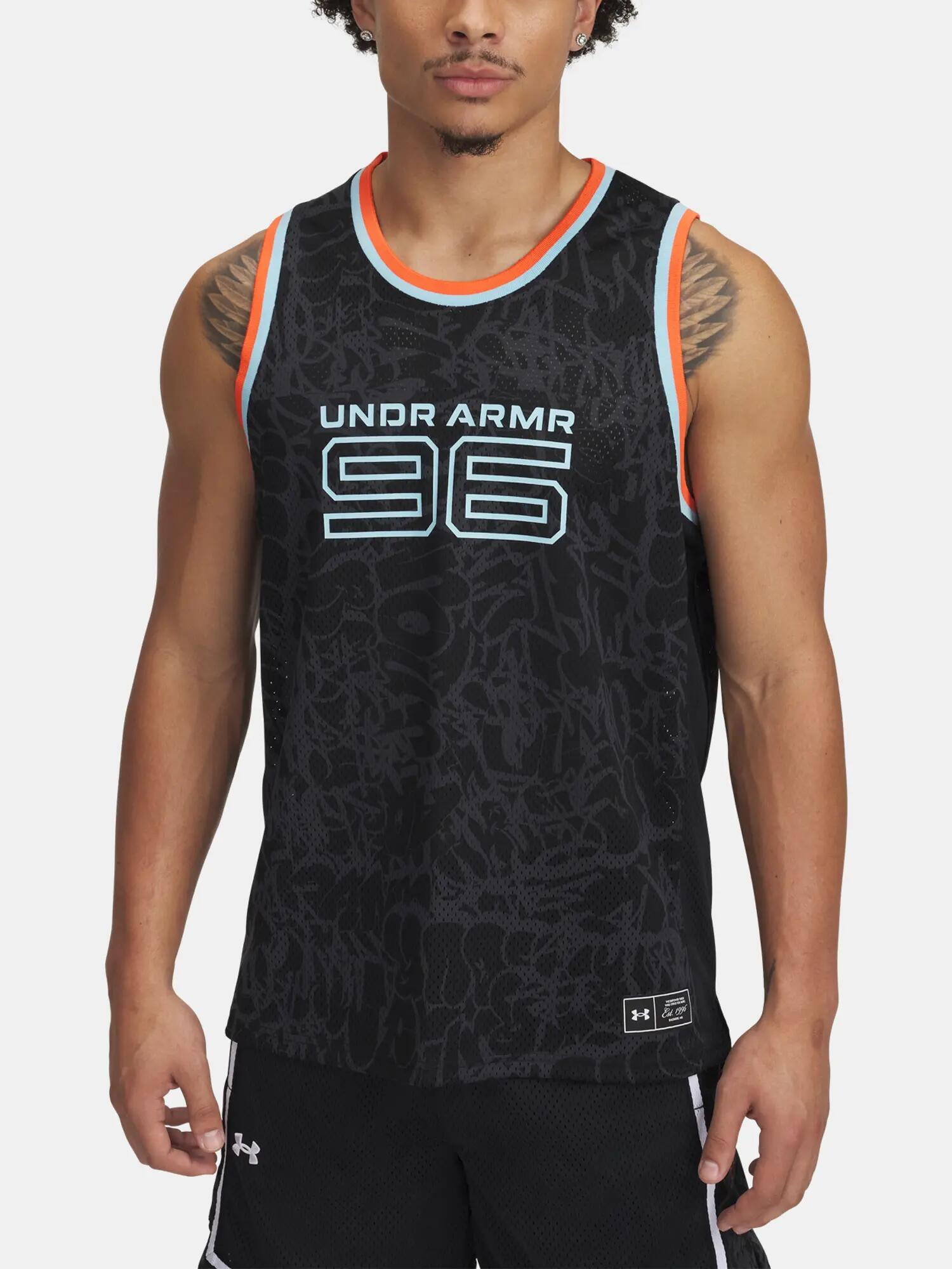 UNDER ARMOUR picture