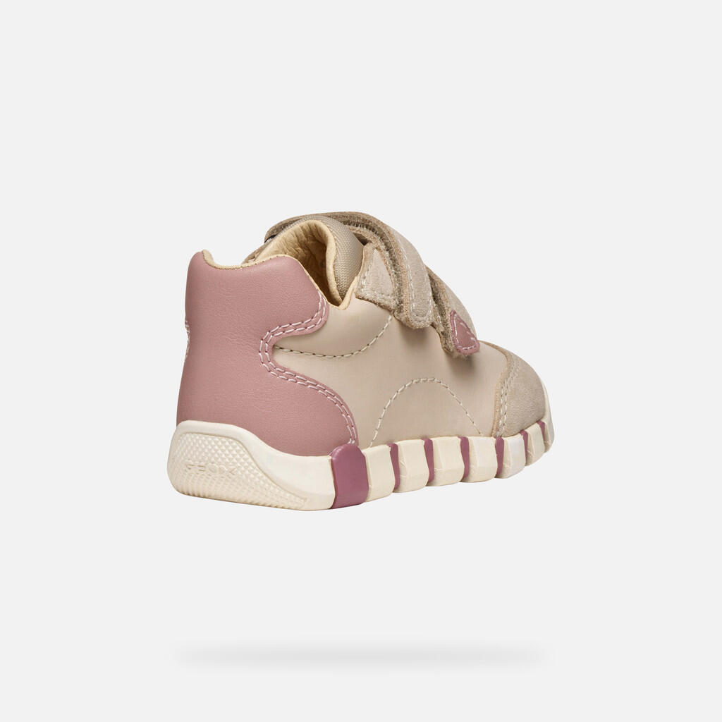 Scarpe Da Ginnastica Geox Modello B Iupidoo Girl Colore Beige 5/7