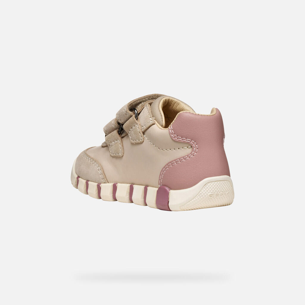 Scarpe Da Ginnastica Geox Modello B Iupidoo Girl Colore Beige 4/7