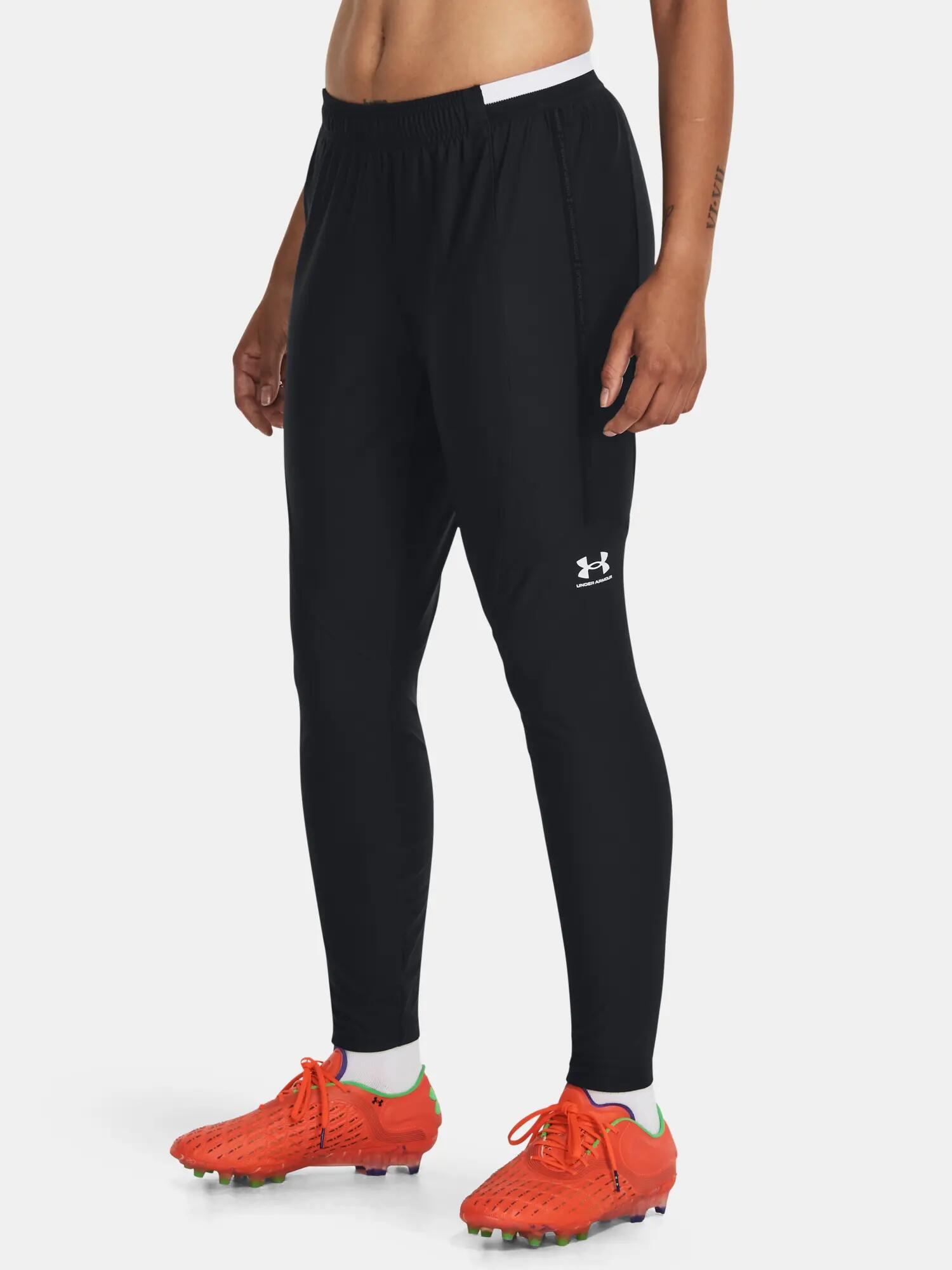 UNDER ARMOUR picture