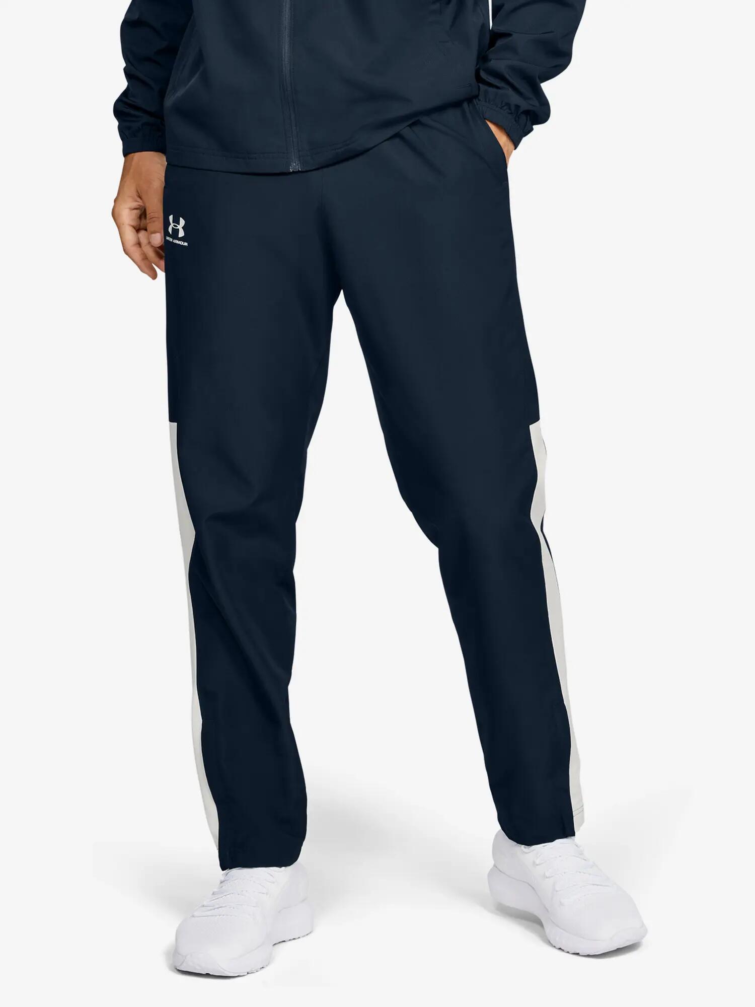 UNDER ARMOUR picture