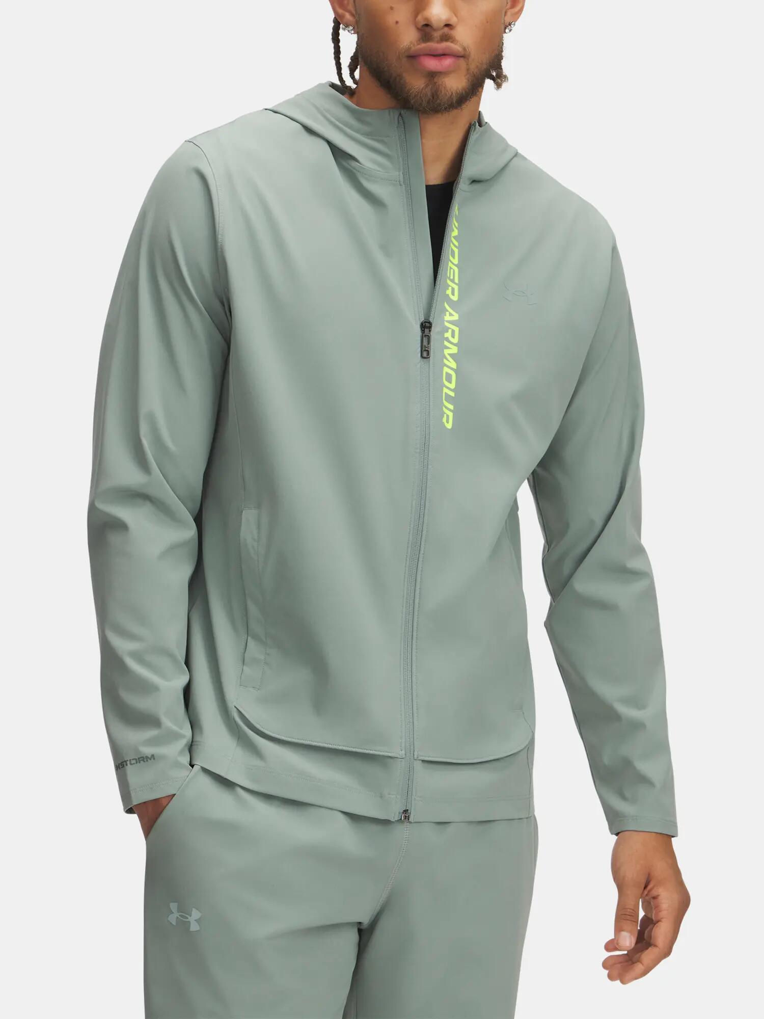 UNDER ARMOUR picture