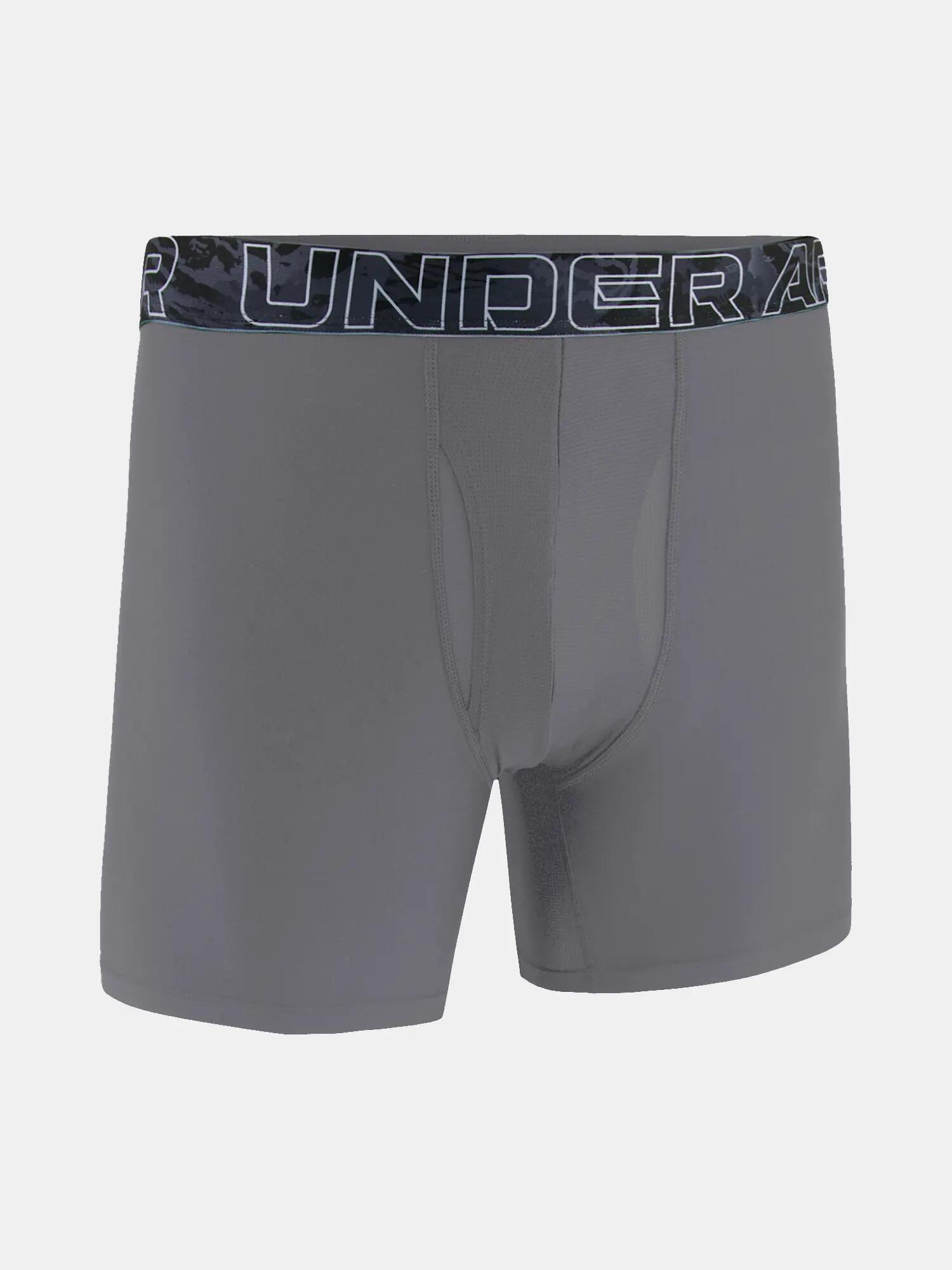 UNDER ARMOUR picture