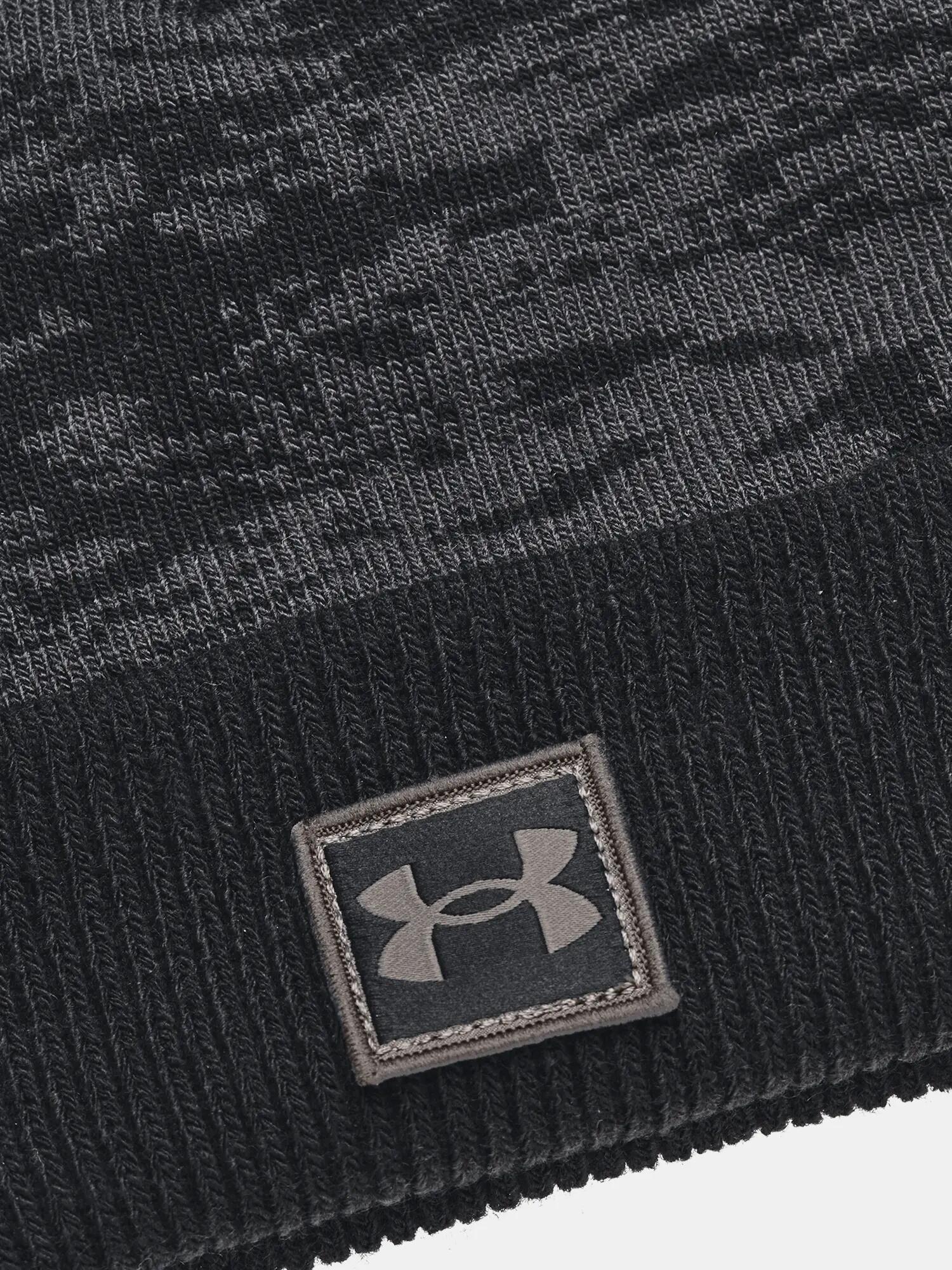 UNDER ARMOUR picture