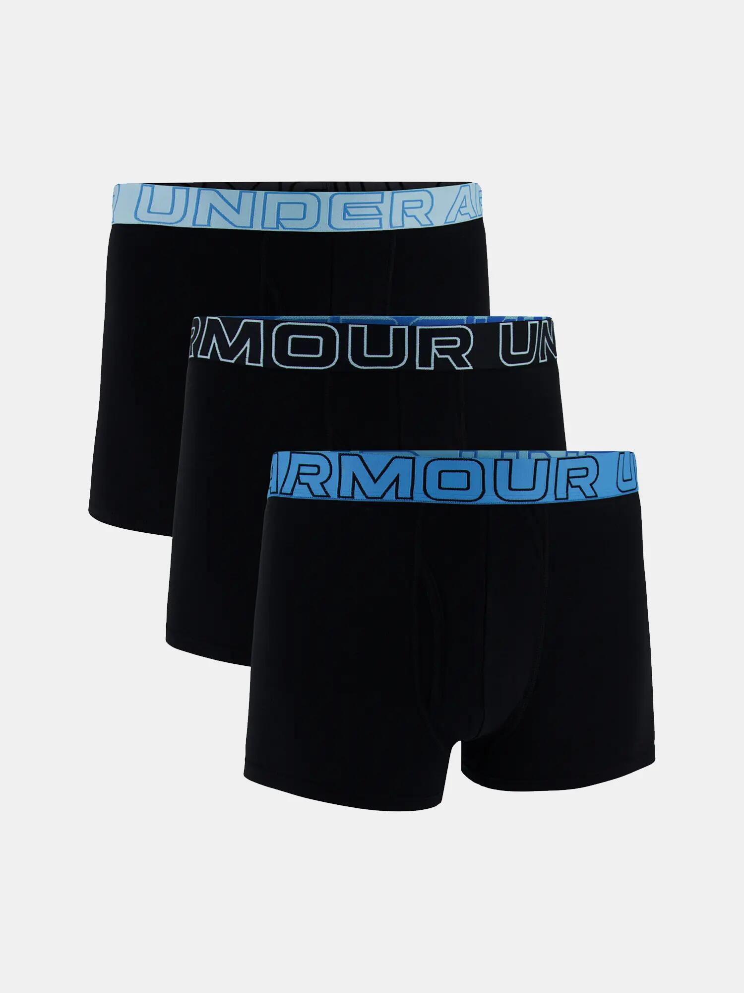 UNDER ARMOUR picture