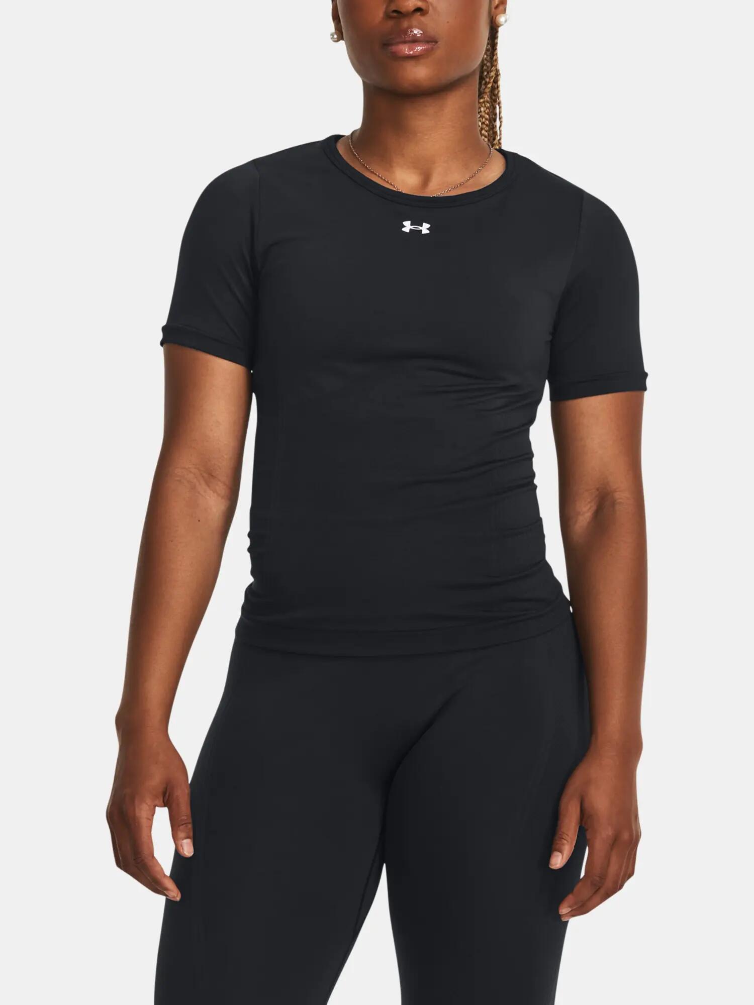 UNDER ARMOUR picture