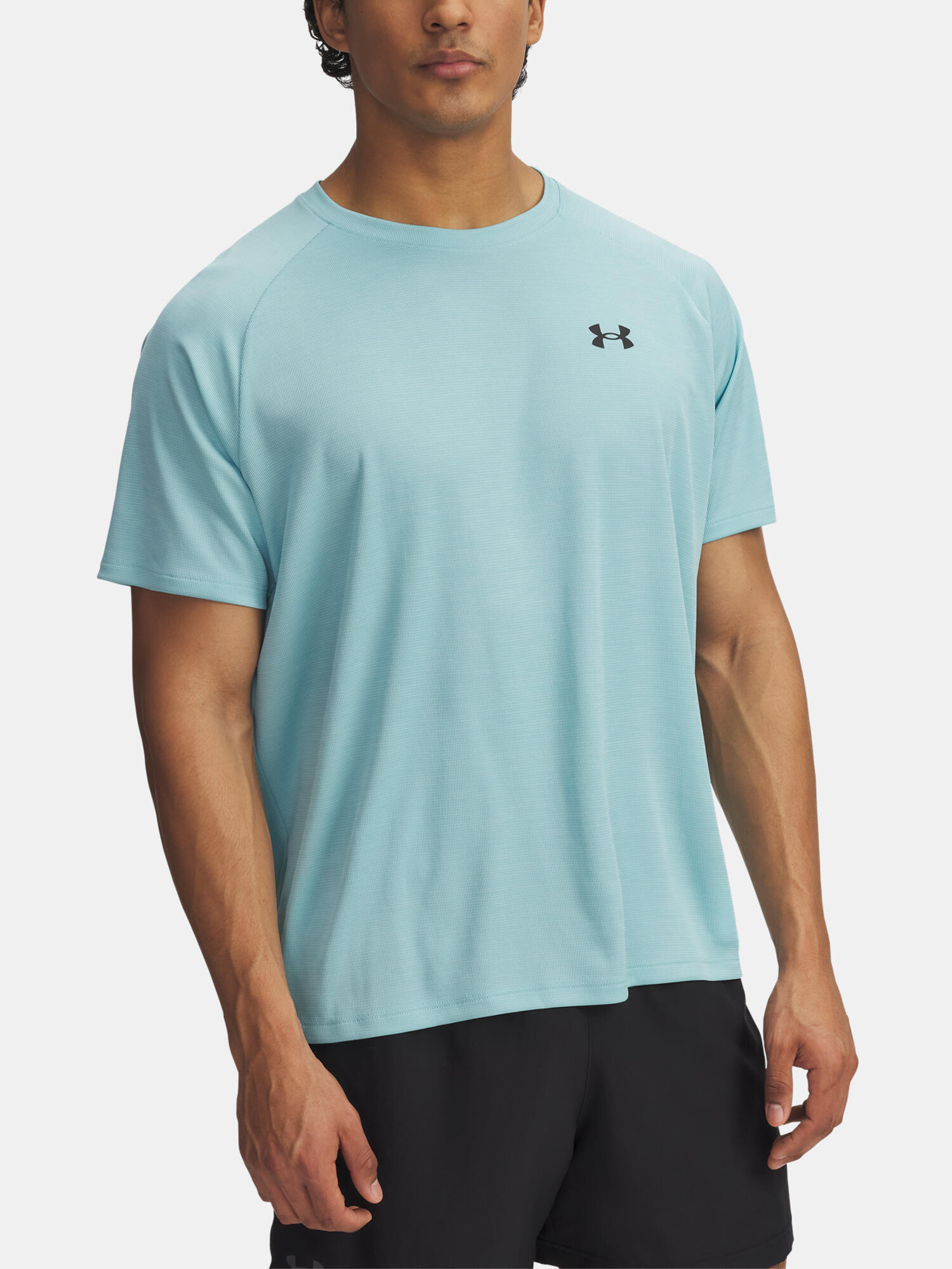 UNDER ARMOUR picture