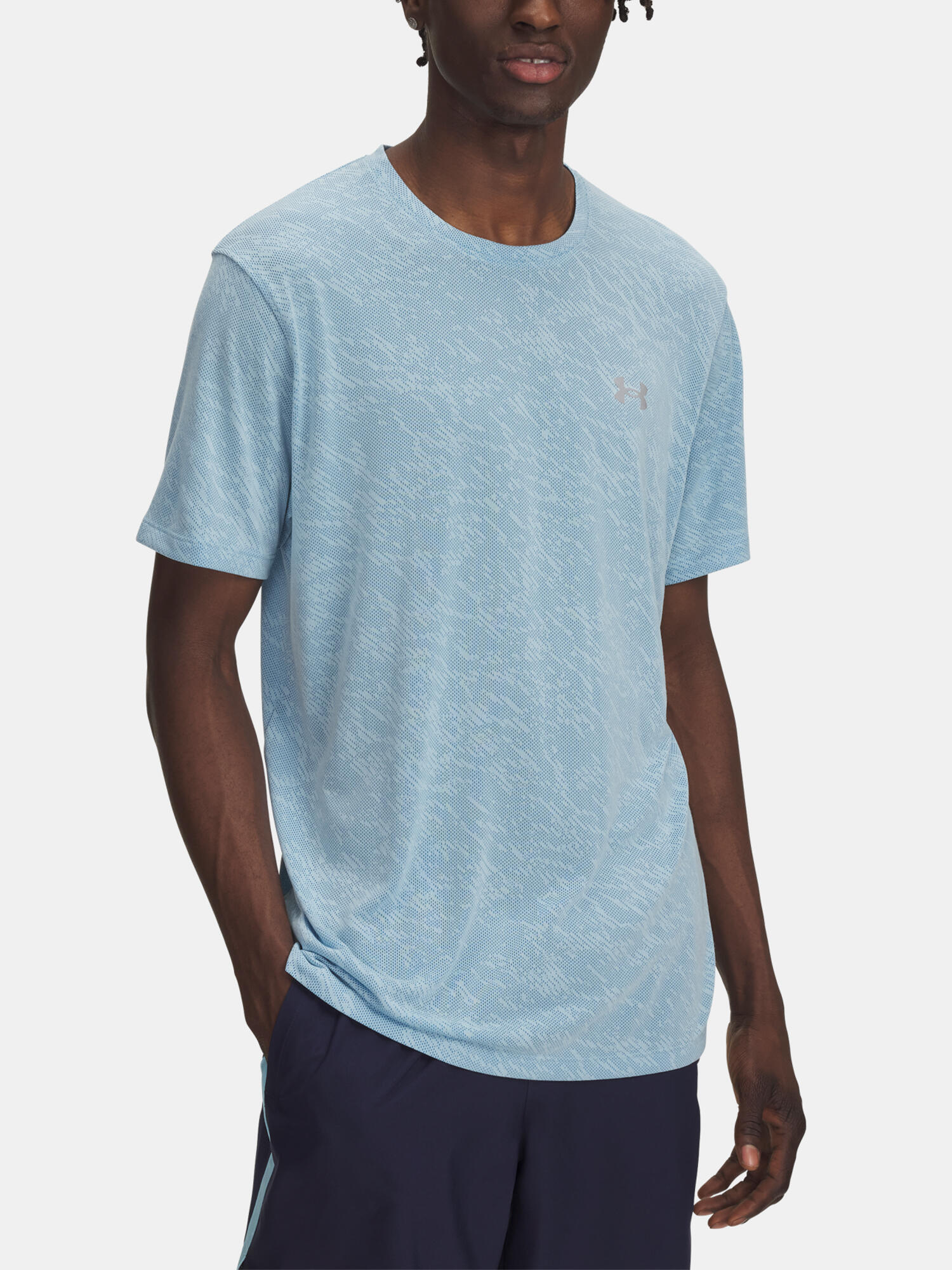 UNDER ARMOUR picture