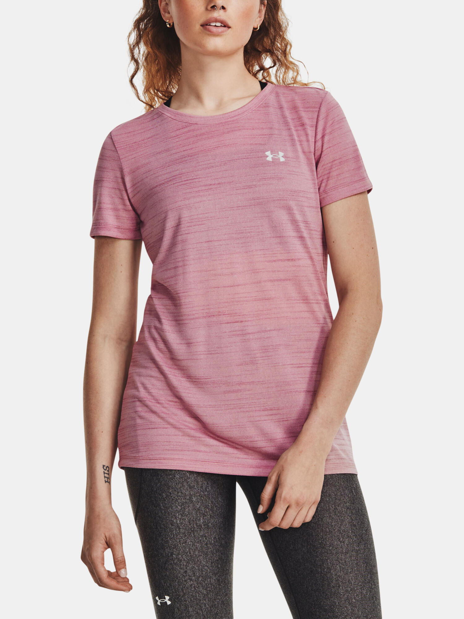 UNDER ARMOUR picture