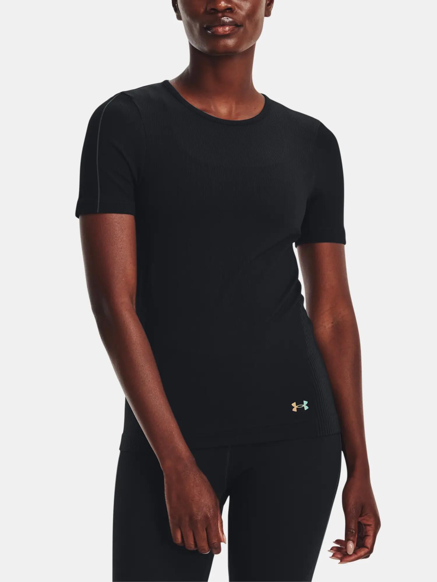 UNDER ARMOUR picture