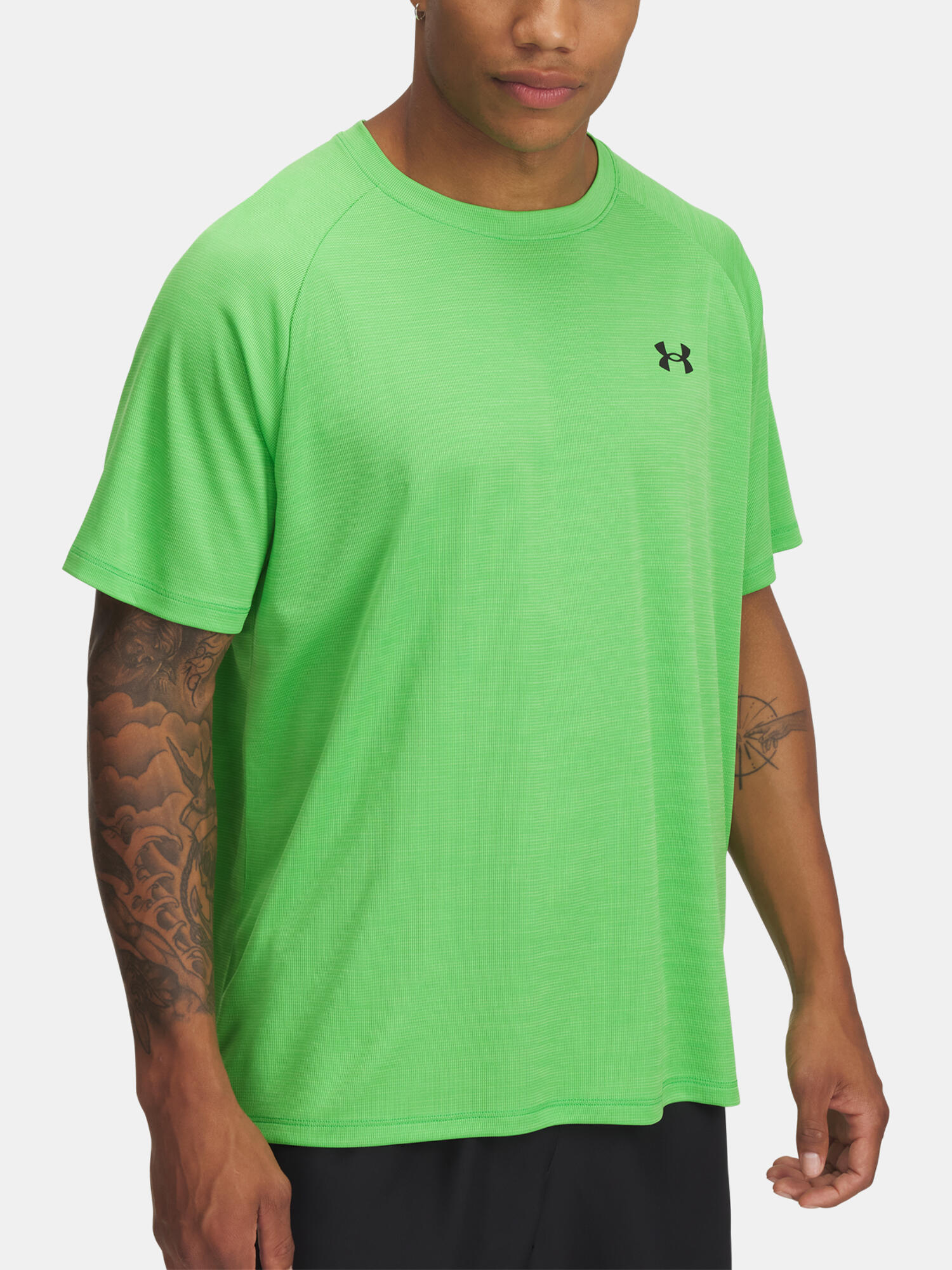 UNDER ARMOUR picture