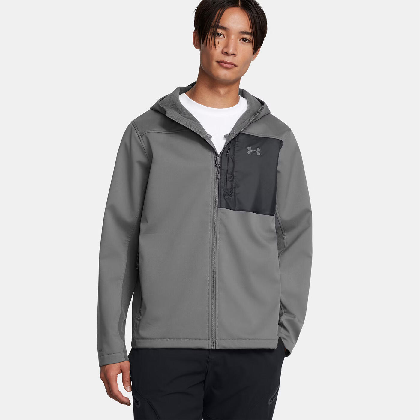 UNDER ARMOUR picture