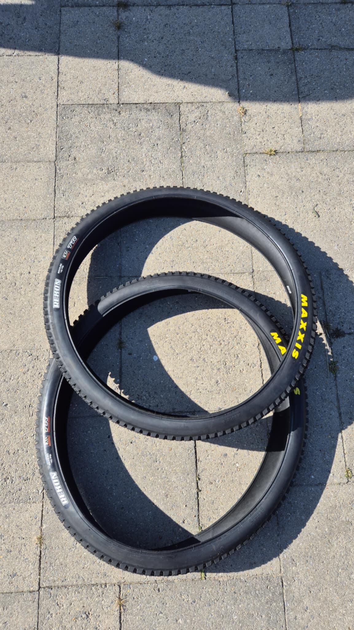 MAXXIS picture