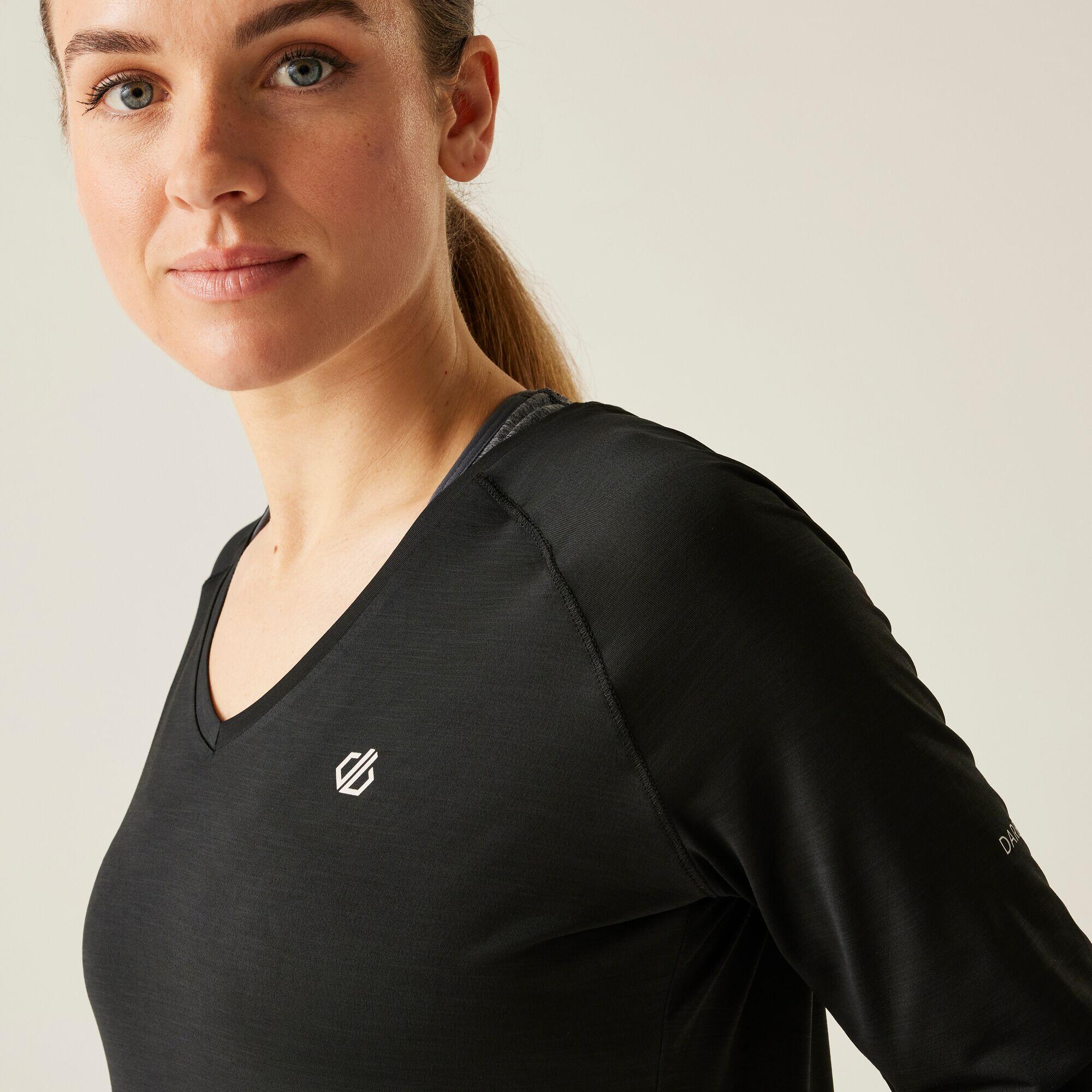Discern Womens Active tee 4/7