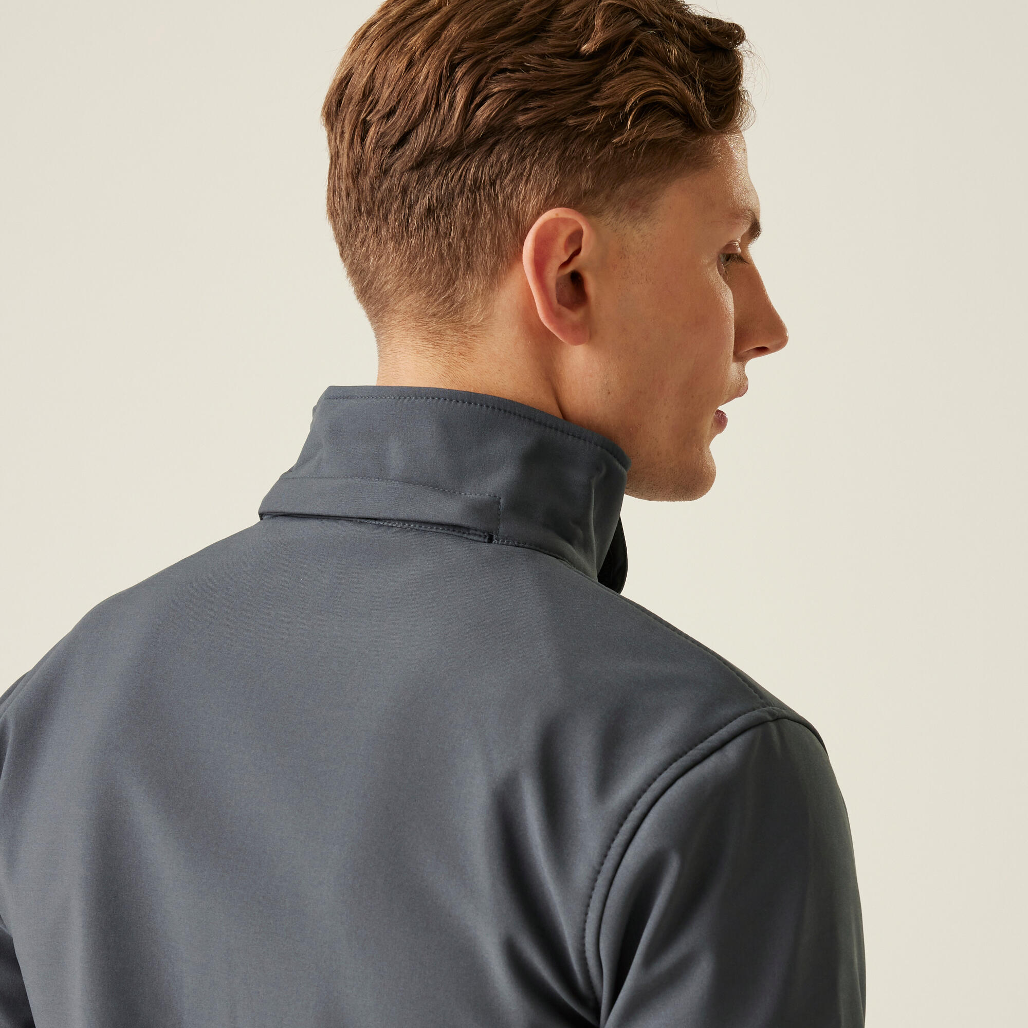 Chaqueta hombre senderismo con capucha y bolsillos Regatta Venturer 5/5