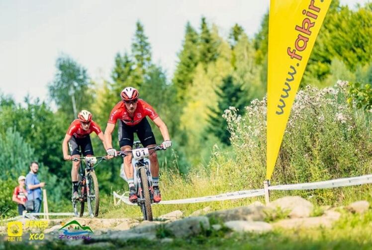USZCZELNIACZ do OPON ROWEROWYCH 1000 ml mleczko system TUBELESS FAKIR LTX