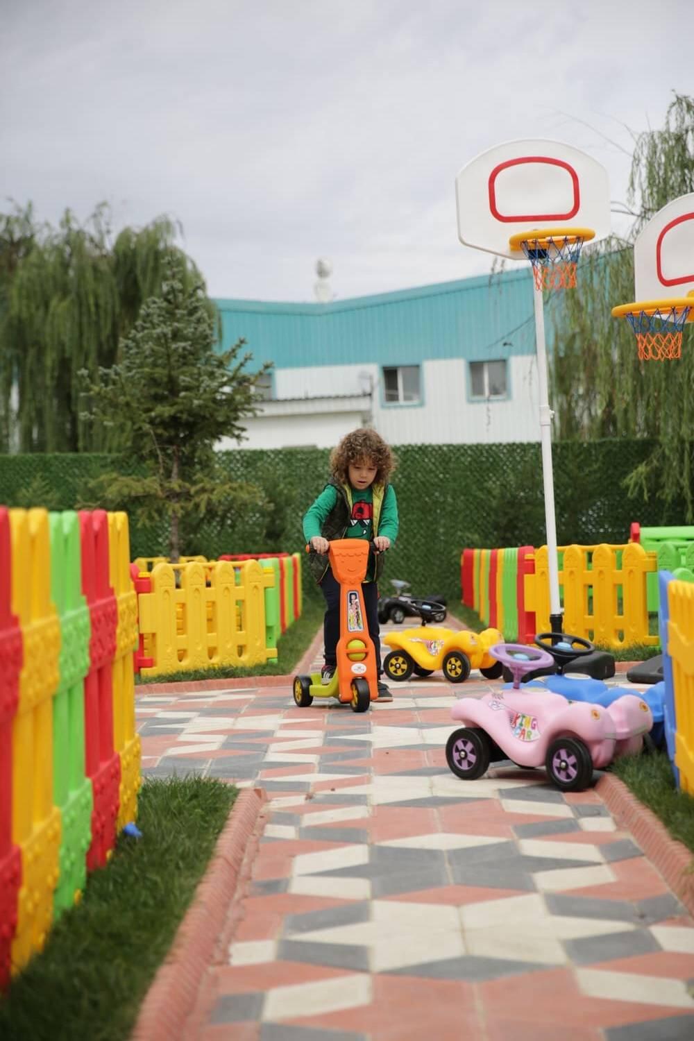 Kinder Outdoor Step 3 Wielen King Oranje 3/6