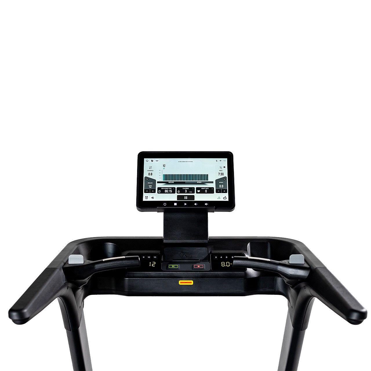 Tapis roulant Inspire Series T7S con display da 15,6 pollici 3/7