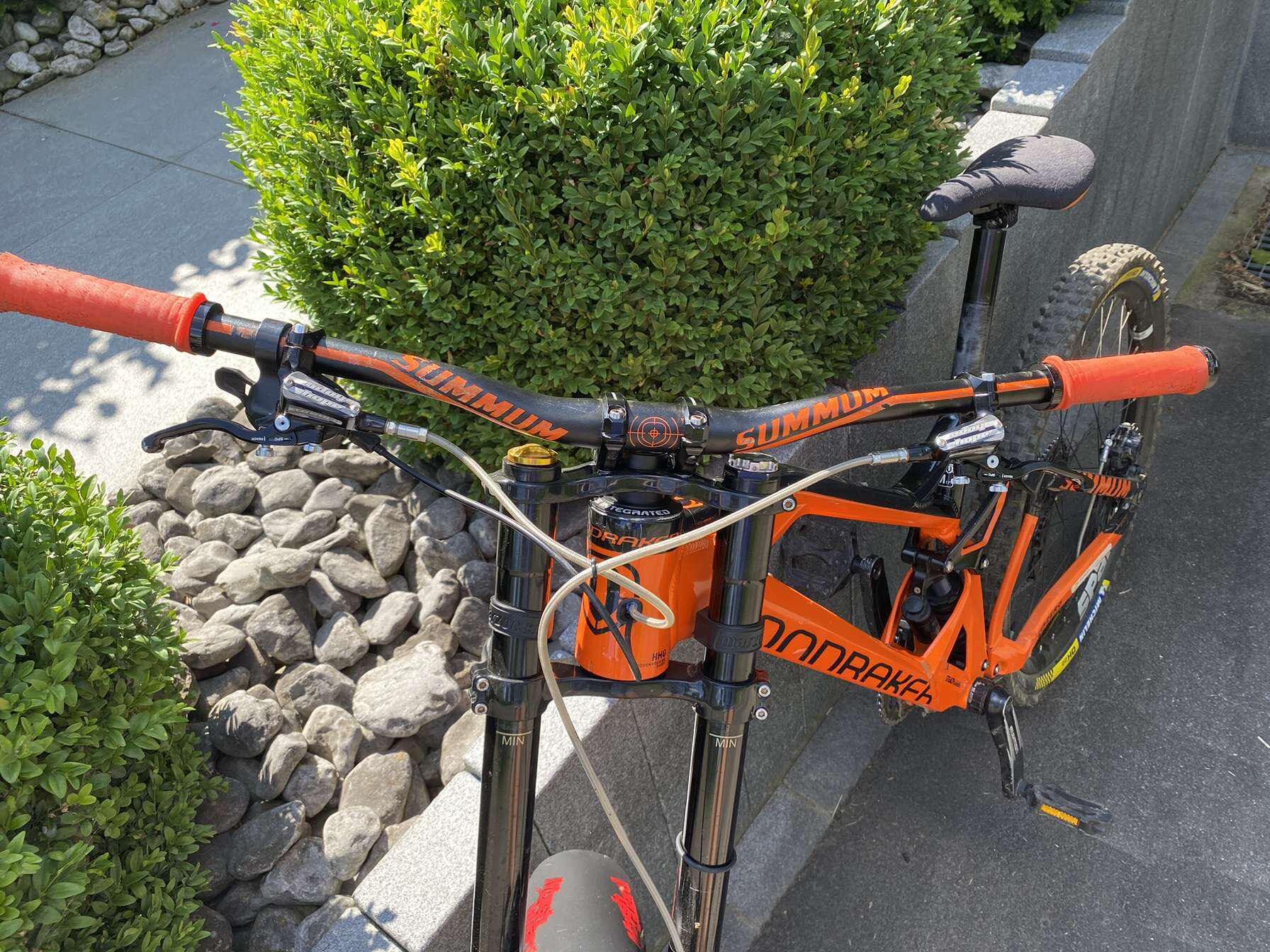 Entre Particuliers - Vélo DH Mondraker Summum 3/5
