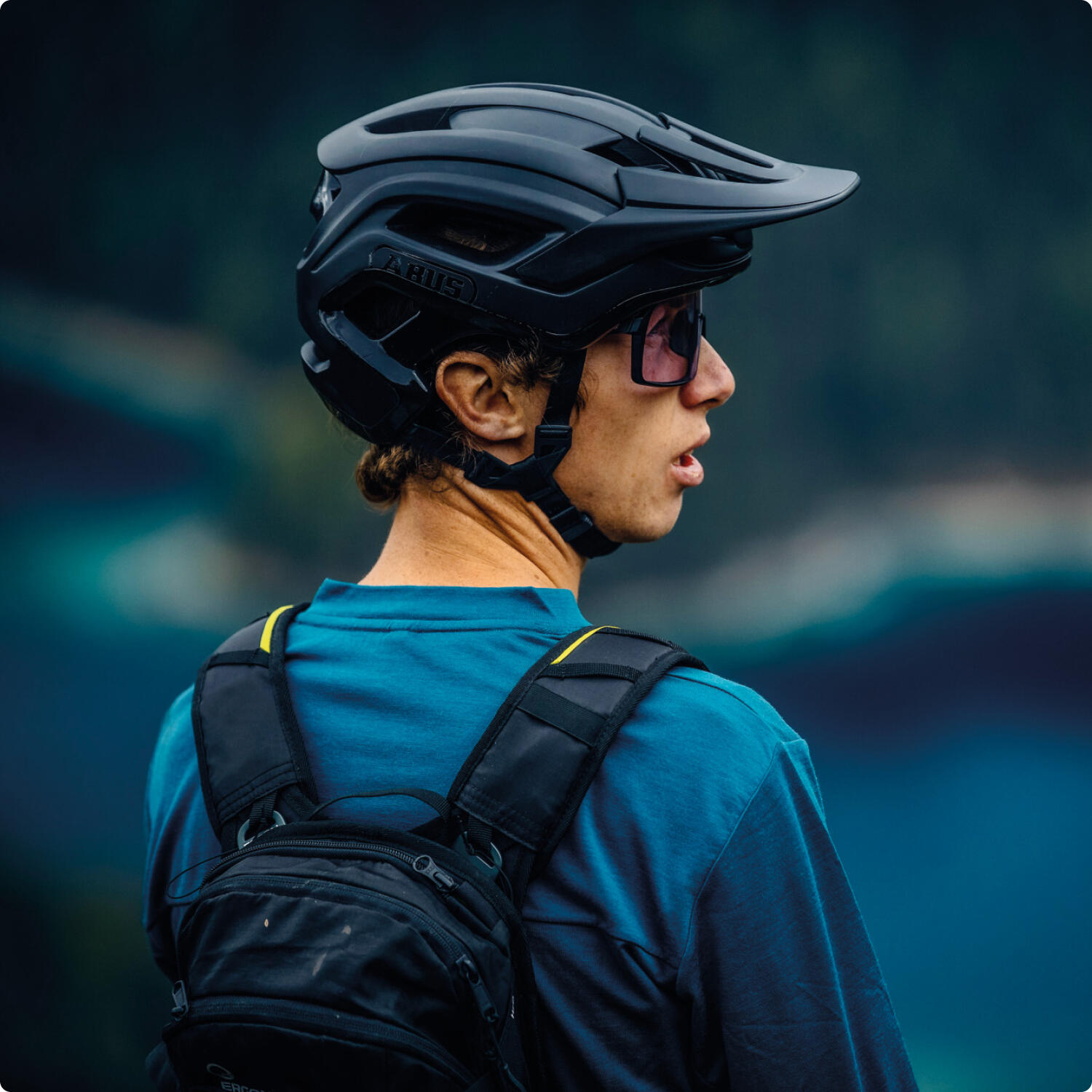 Casque de vélo adulte CliffHanger bleu 5/7