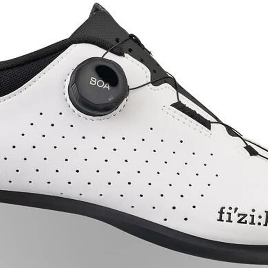 Omna road cycling shoes, white