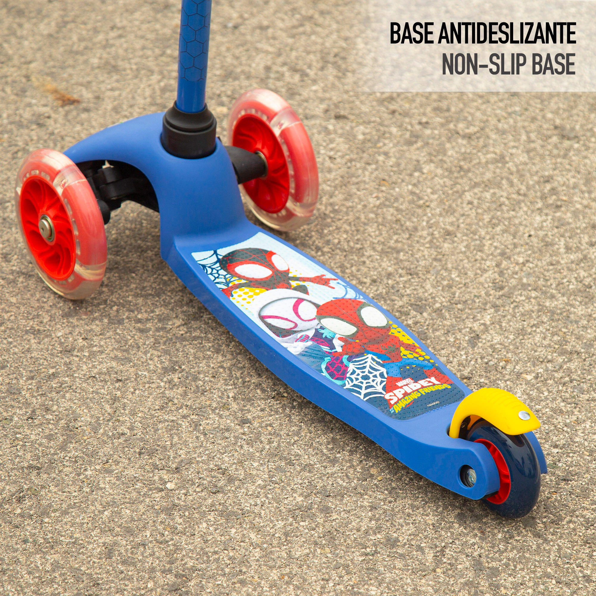 Monopattino Spidey a 3 ruote, 55x23x68 cm, max 20 kg, dai 3 anni in su, con luci 6/7