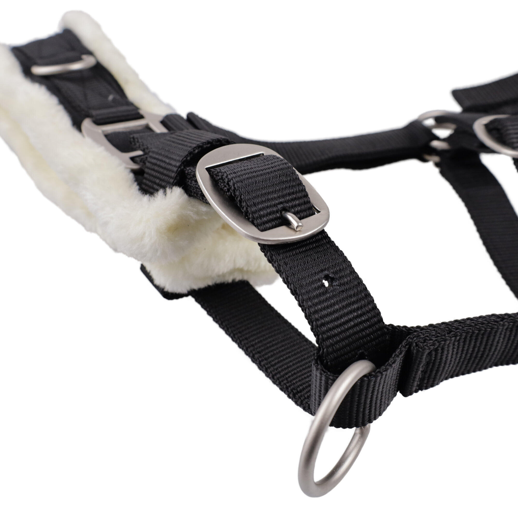 Caveçon pour cheval nylon avec fourrure artificielle USG 3/3