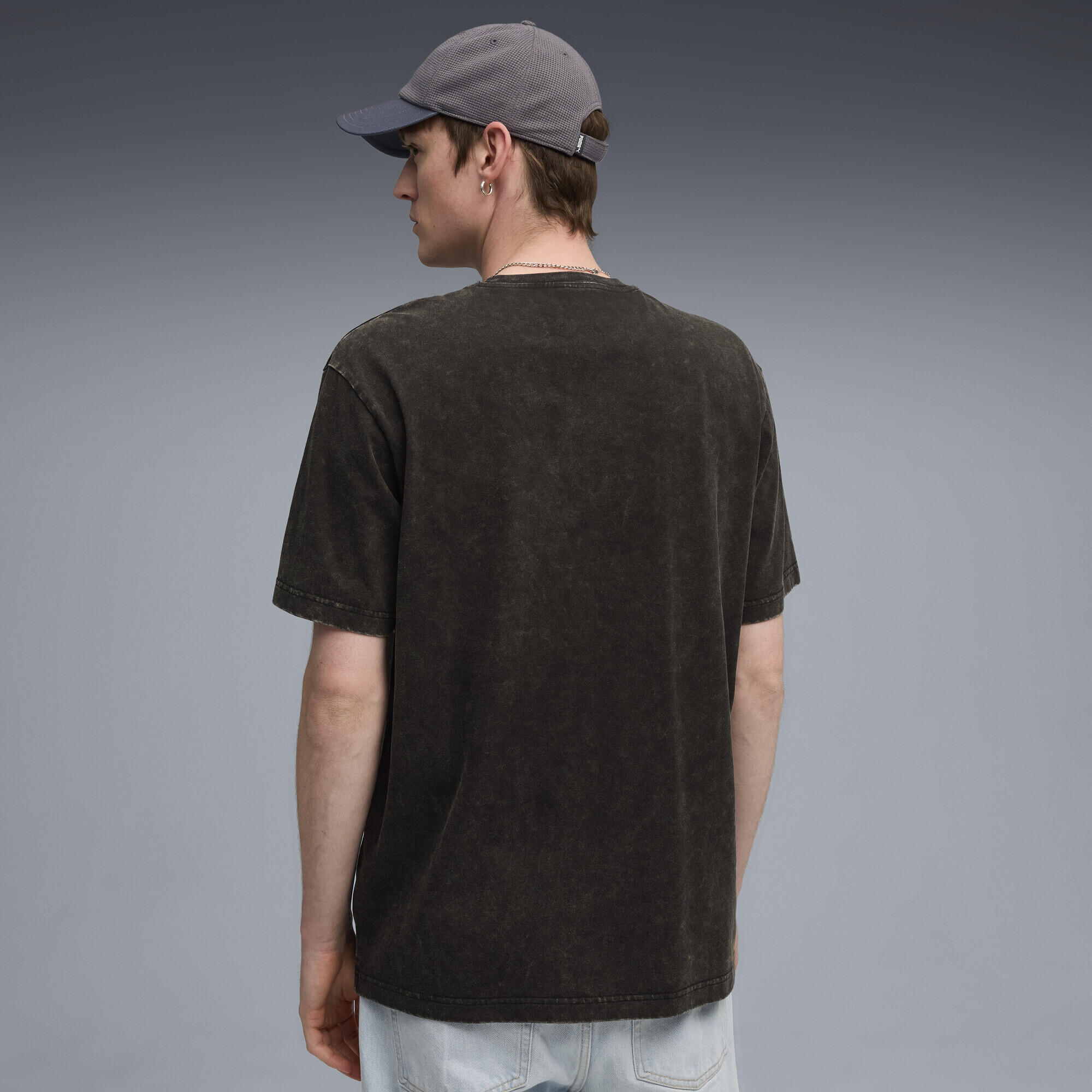 Essentials Elevated Relaxed Wash T-Shirt Herren PUMA 6/7