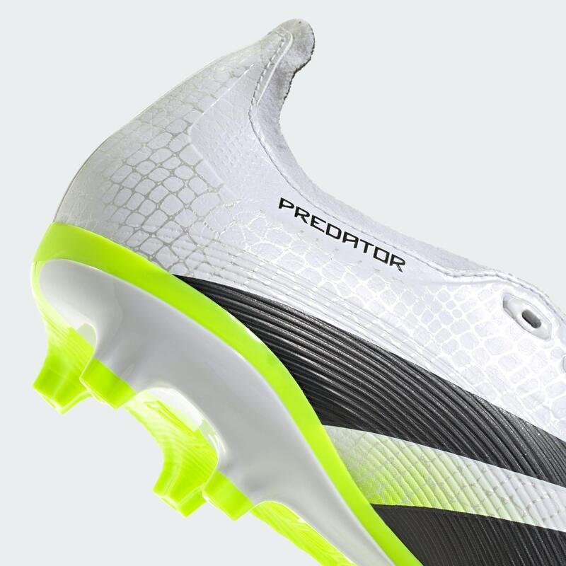 Kopačky Predator League s ohrnovacím jazykem na pevný/různý povrch