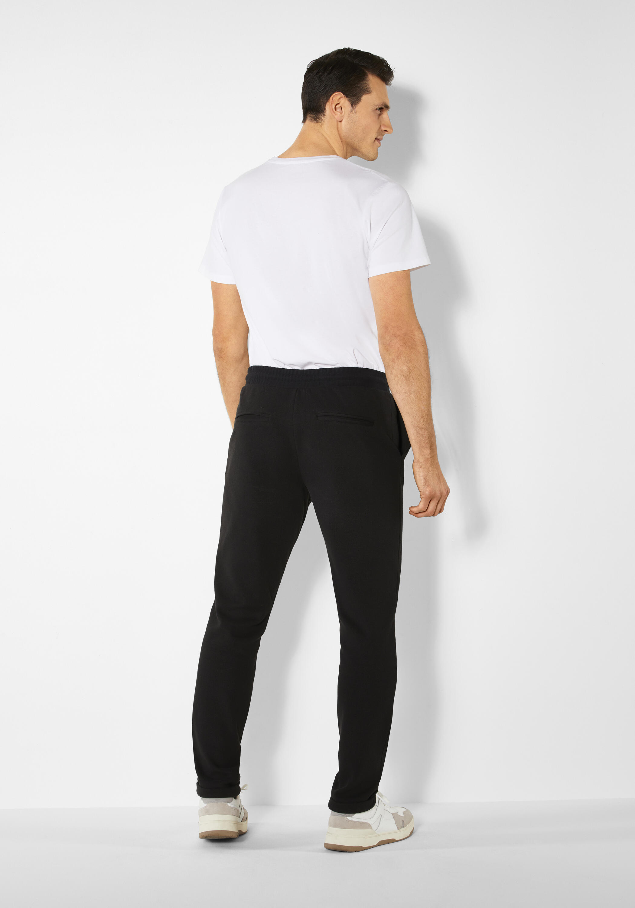 Herren Sweathose 3/6