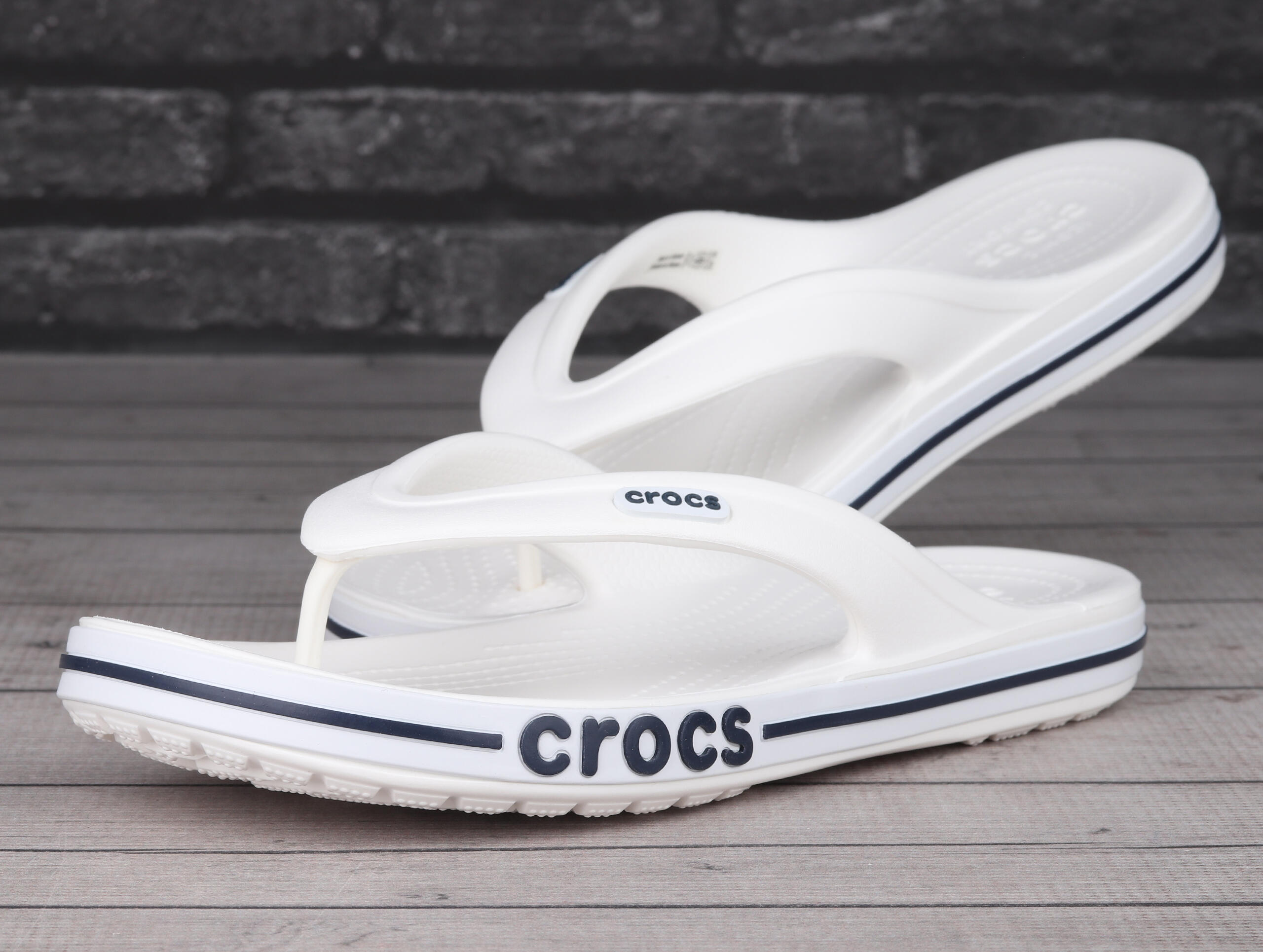 Japonki męskie sportowe Crocs BAYABAND FLIP 3/7