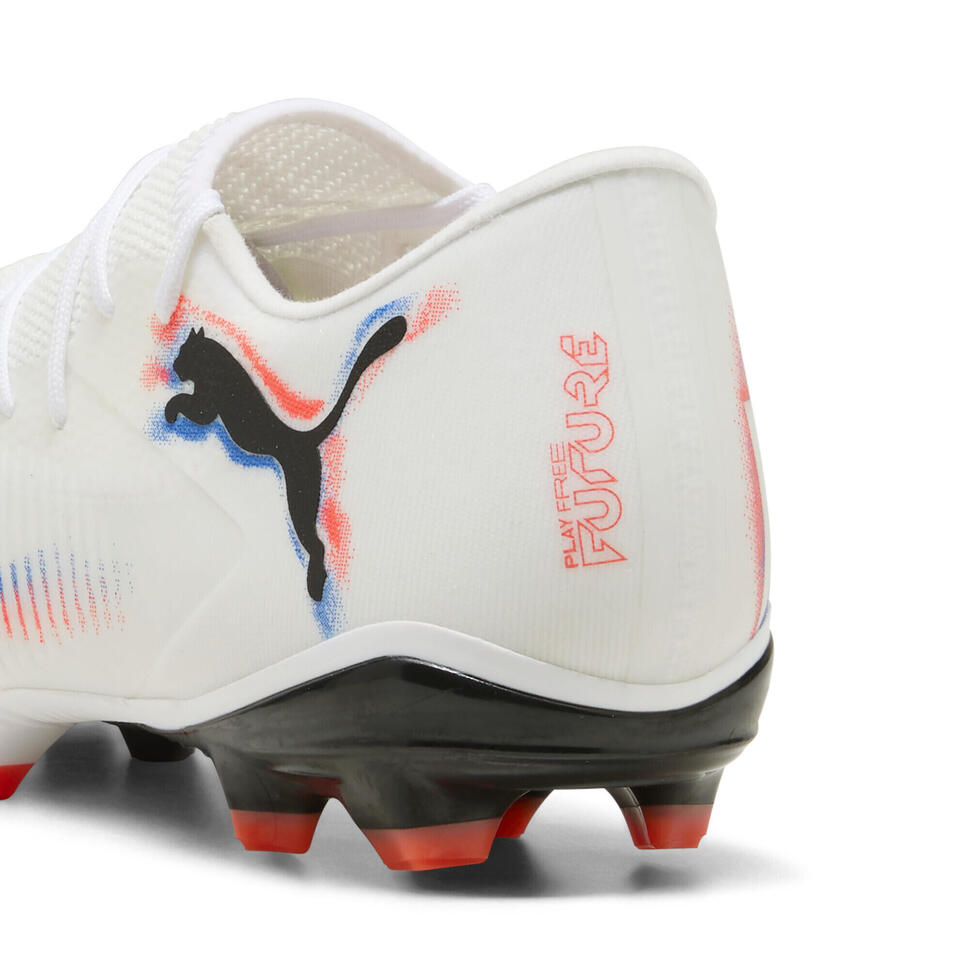Buty piłkarskie unisex FUTURE 8 MATCH FG/AG niskie PUMA White Black Glowing Red