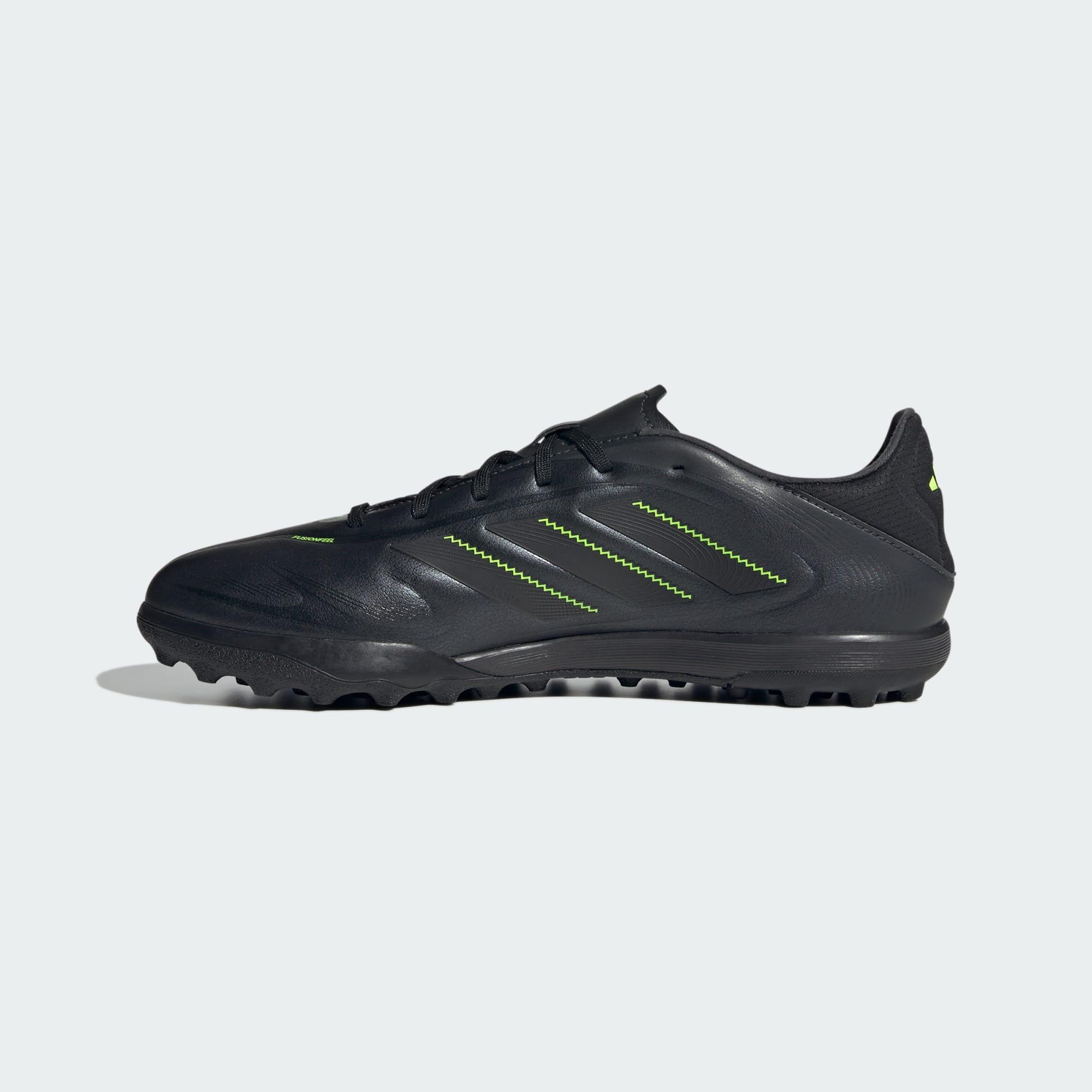Bota Copa Pure 3 League para moqueta 8/15