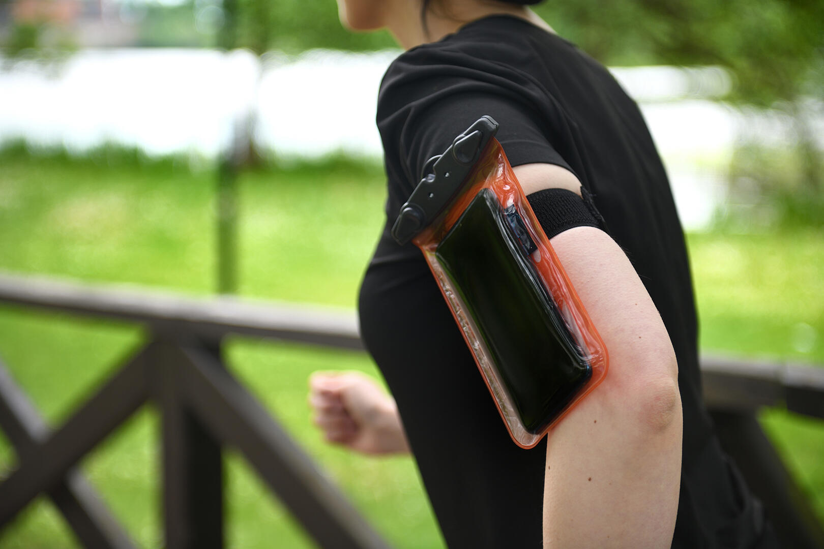 Etui na telefon CESAR IPX8 Majestic Sport 6/6