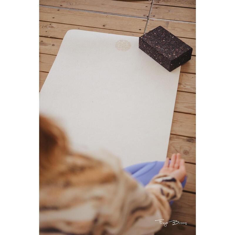 Set de 10 saltele de yoga - alb elegant - 190x60x0.5cm - fabricate în Spania