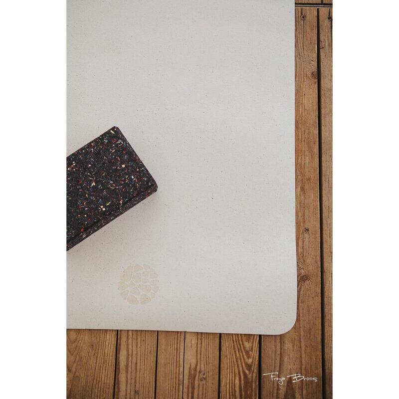 „Lizard” - saltea yoga alb - elegant - ușor de transportat - 190x60x0.5cm