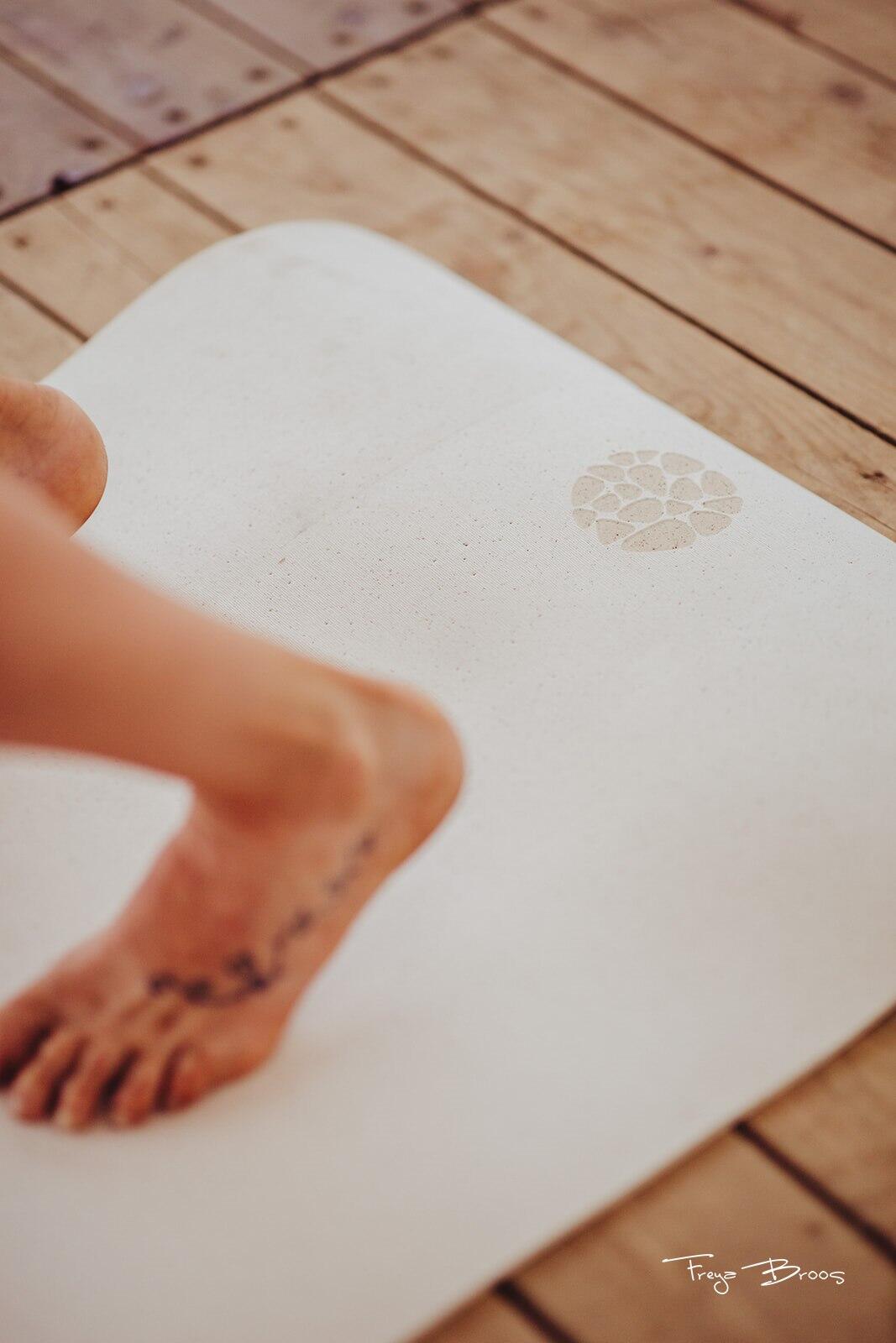 Tappetino da yoga bianco - elegante - leggero da trasportare - 190x60x0,5cm 4/6