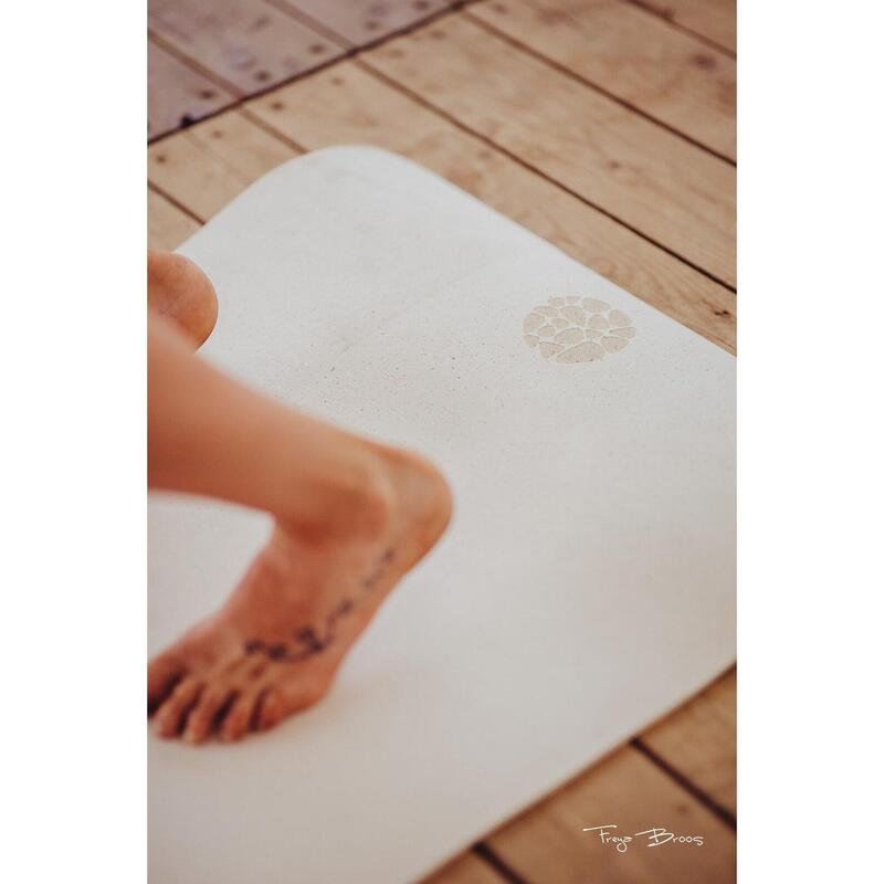 „Lizard” - saltea yoga alb - elegant - ușor de transportat - 190x60x0.5cm