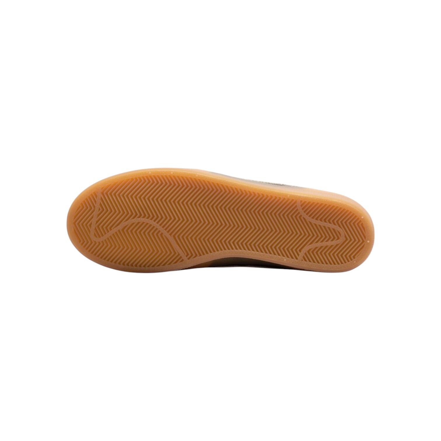 HV5762-045 — Nike Women's Killshot 2 3/3