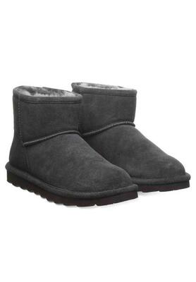 BEARPAW Alyssa Damen Winterstiefelette Lammfellstiefel Boots 2130W 060 Graphite