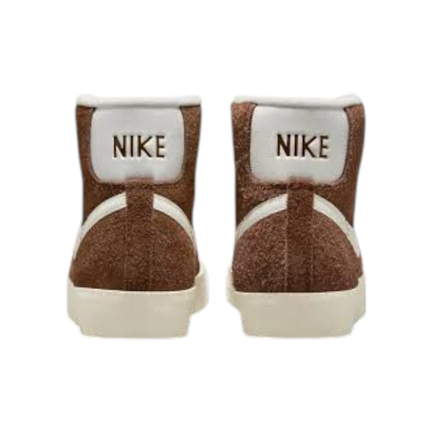 DV7006-200 — Nike Blazer Mid '77 Vintage 3/3