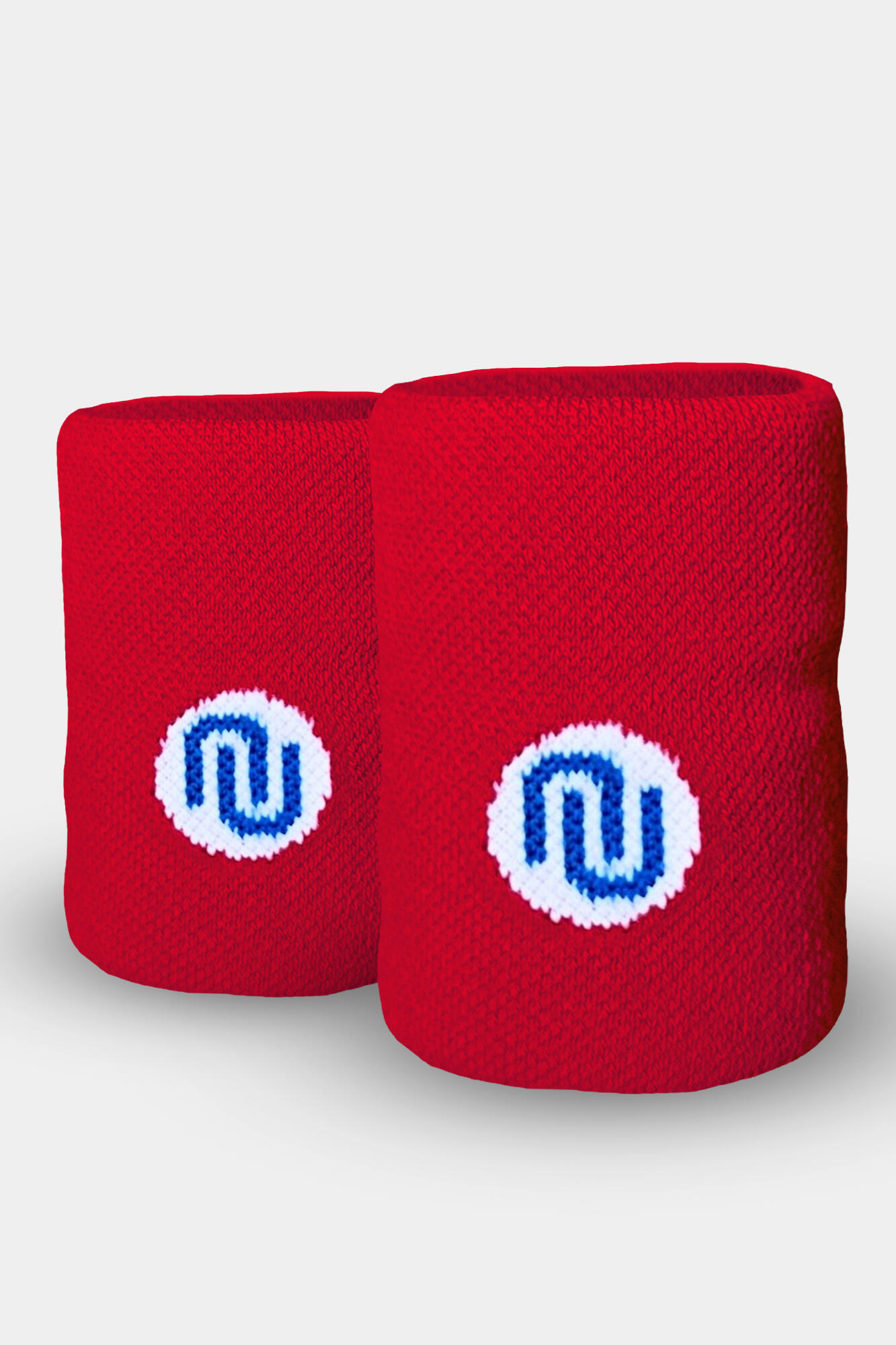 NESSI SPORTSWEAR picture