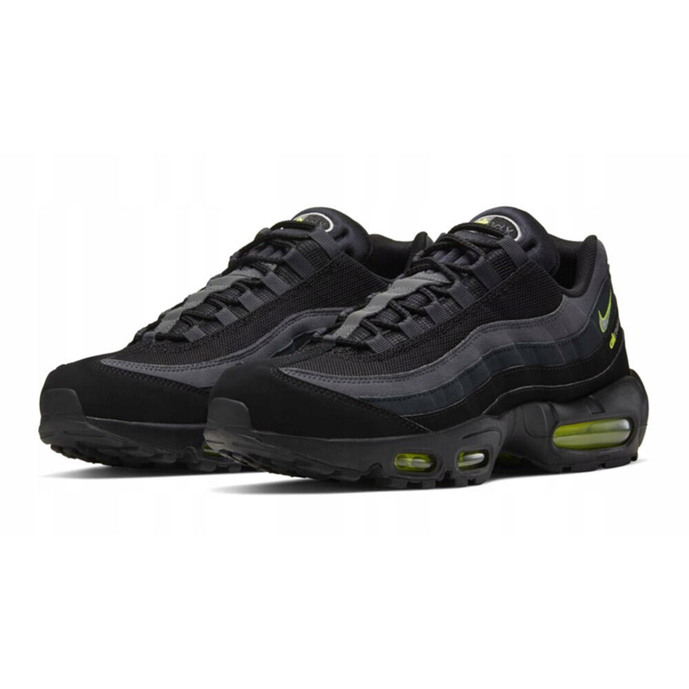 NIKE picture